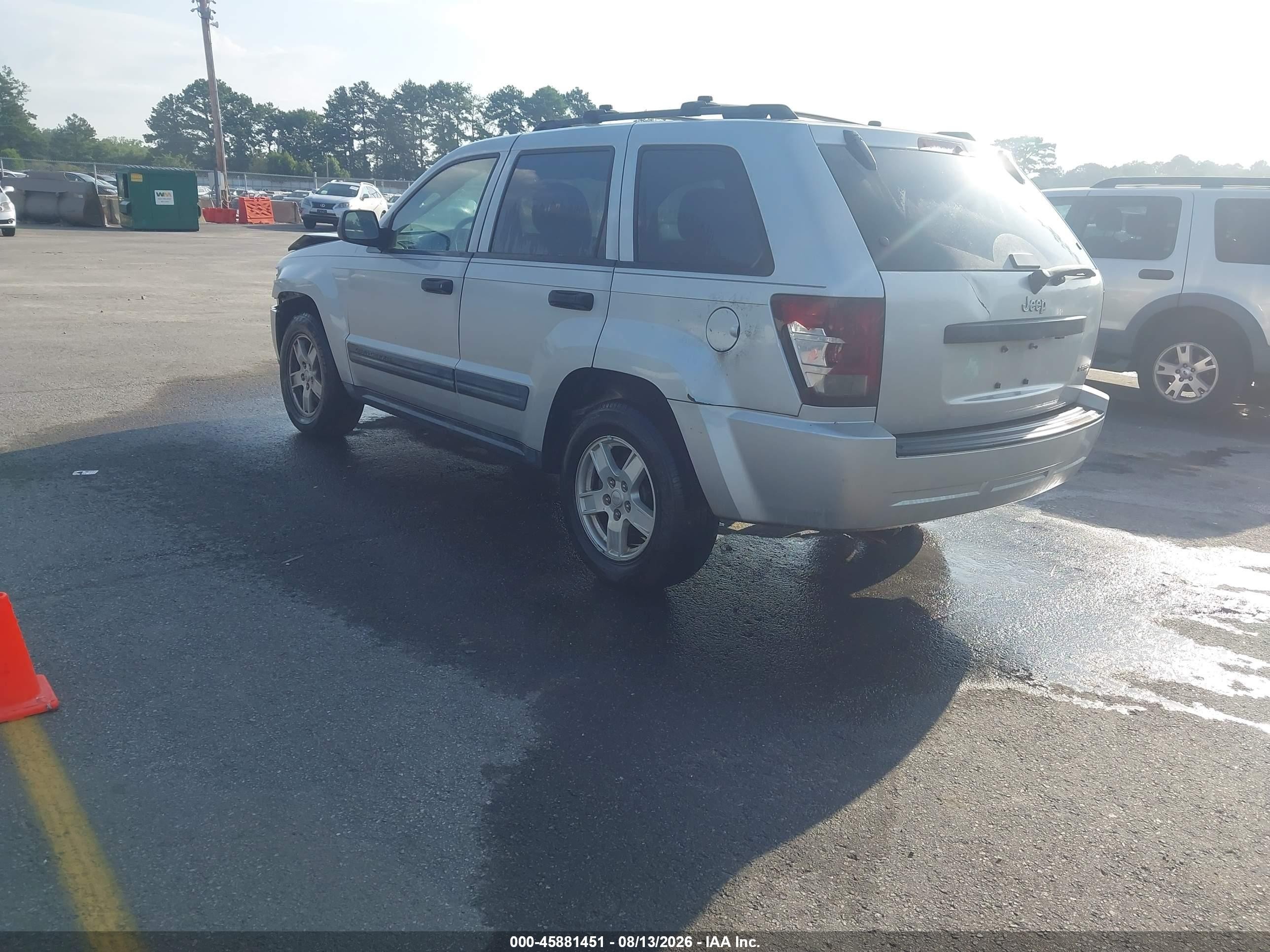 2005 Jeep Grand Cherokee Laredo Серебряный vin: 1J4GS48K45C656000