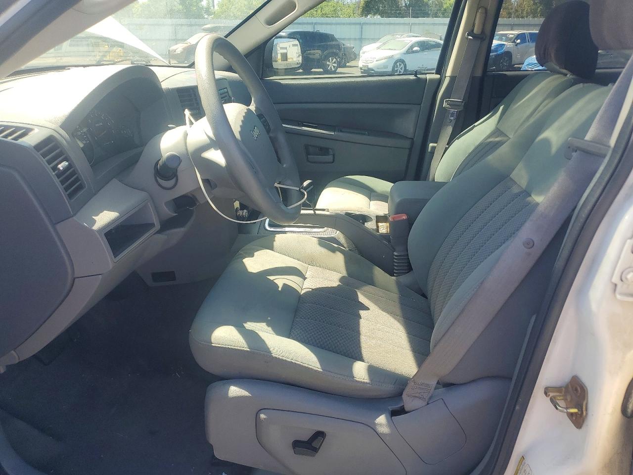 2006 Jeep Grand Cherokee Laredo White vin: 1J4GS48K46C291061