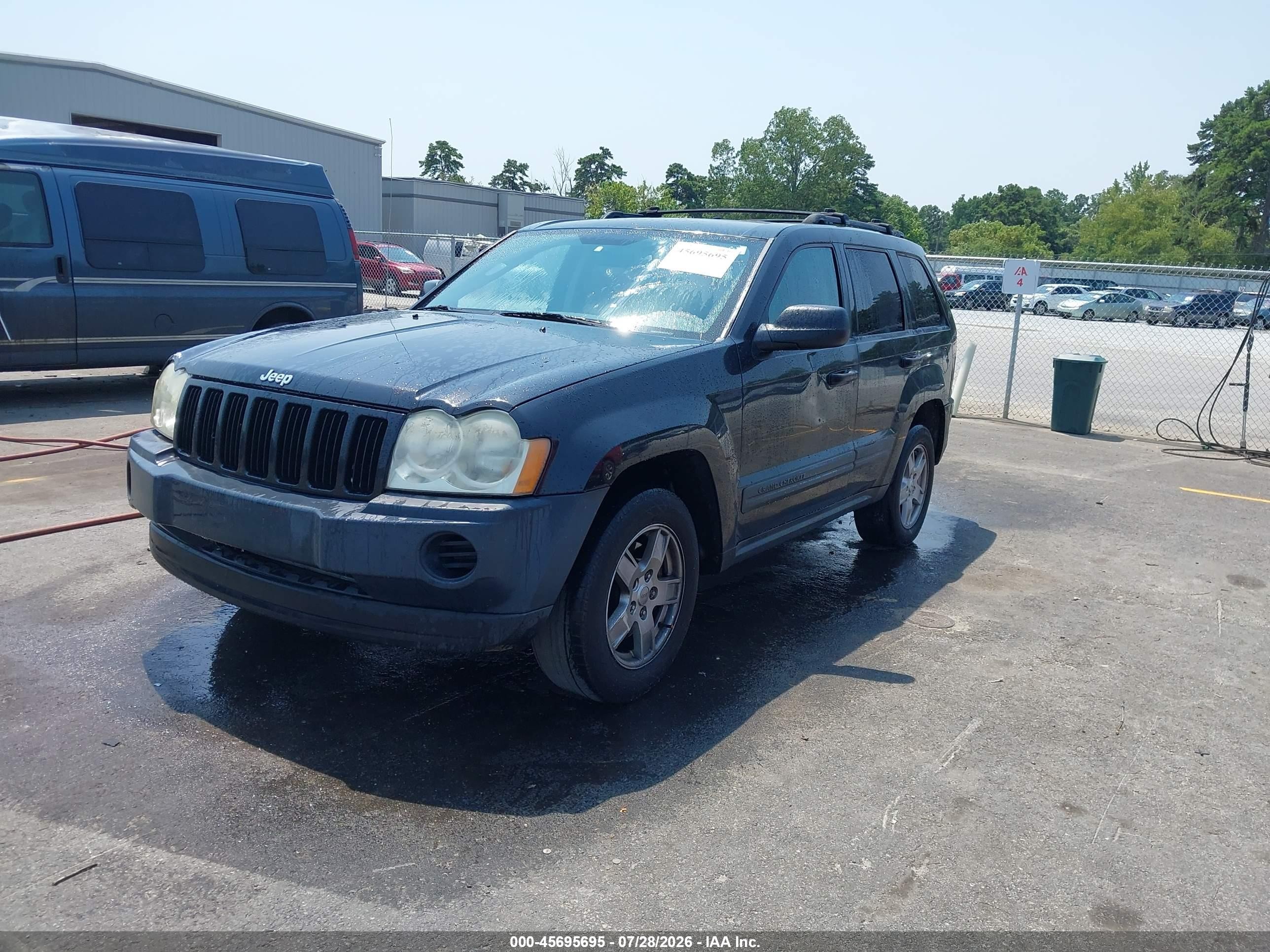2005 Jeep Grand Cherokee Laredo Black vin: 1J4GS48K55C610031