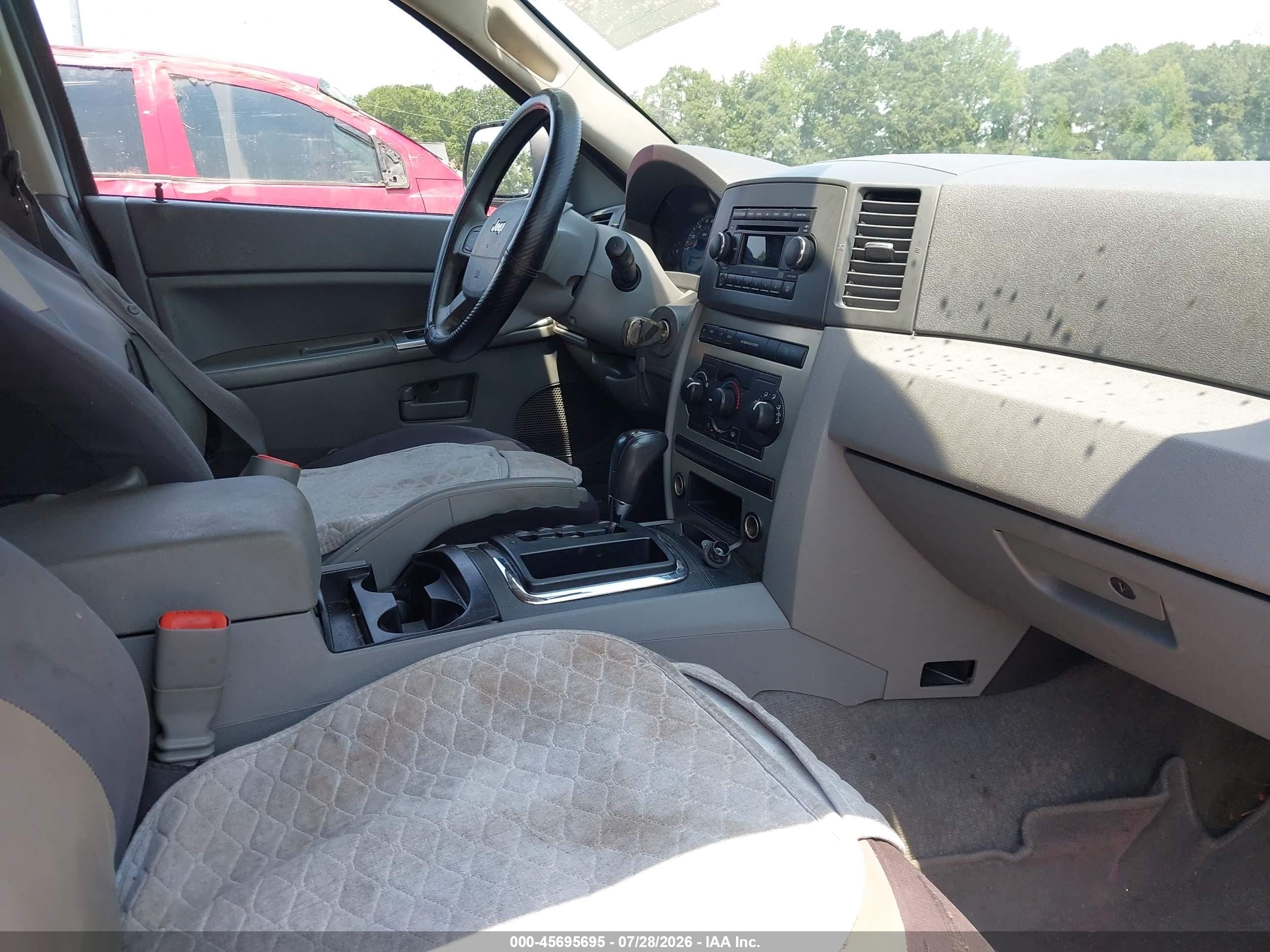 2005 Jeep Grand Cherokee Laredo Black vin: 1J4GS48K55C610031