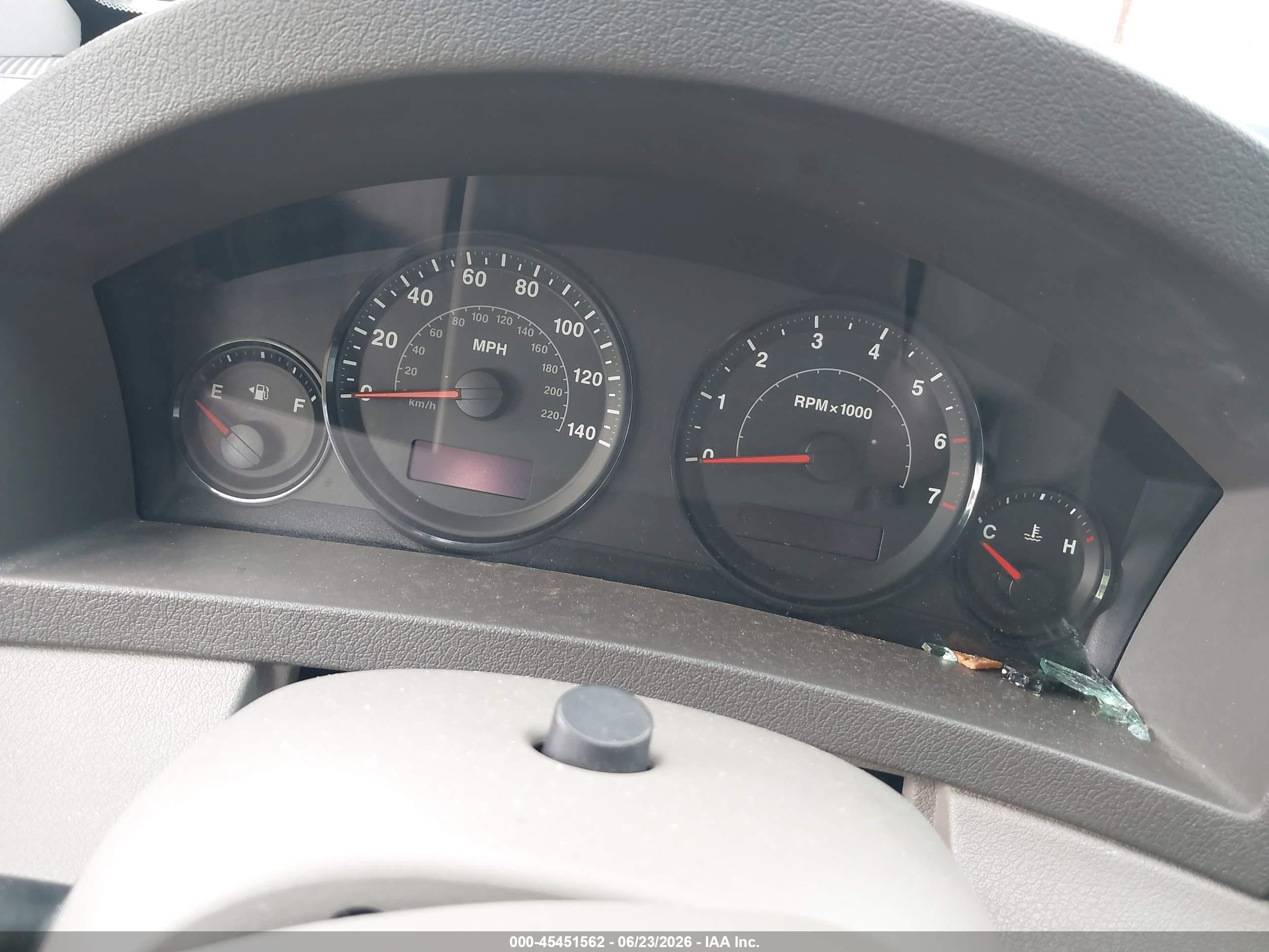 2005 Jeep Grand Cherokee Laredo Gray vin: 1J4GS48K75C621550