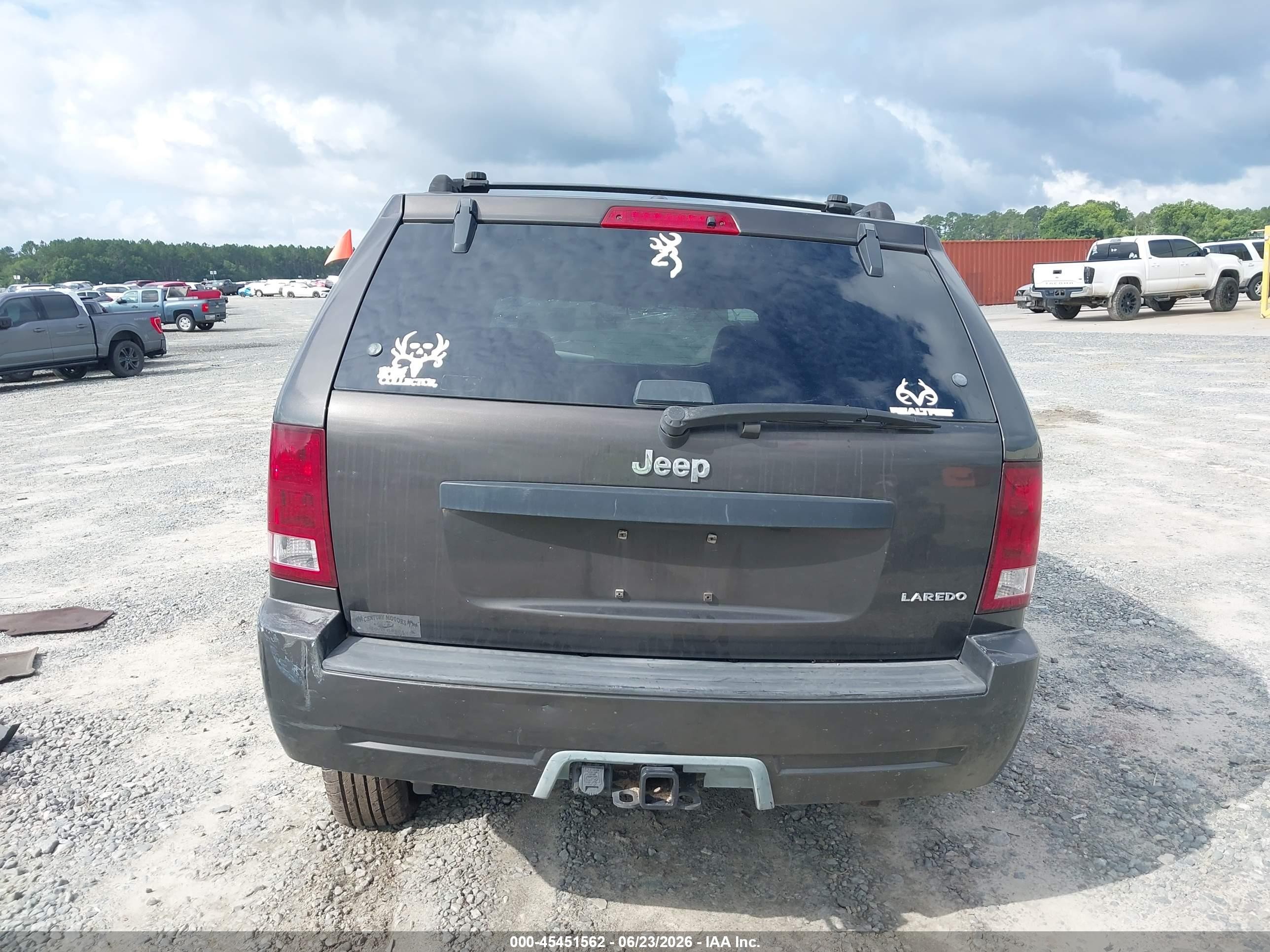 2005 Jeep Grand Cherokee Laredo Gray vin: 1J4GS48K75C621550