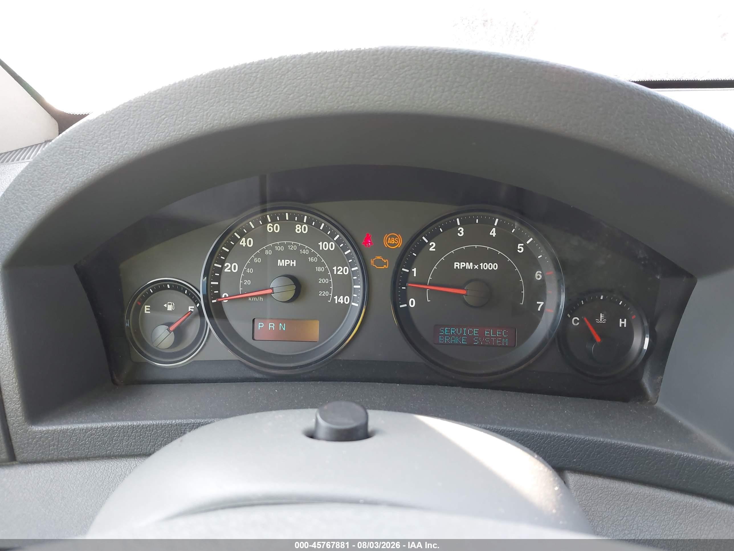 2005 Jeep Grand Cherokee Laredo Red vin: 1J4GS48K75C633388