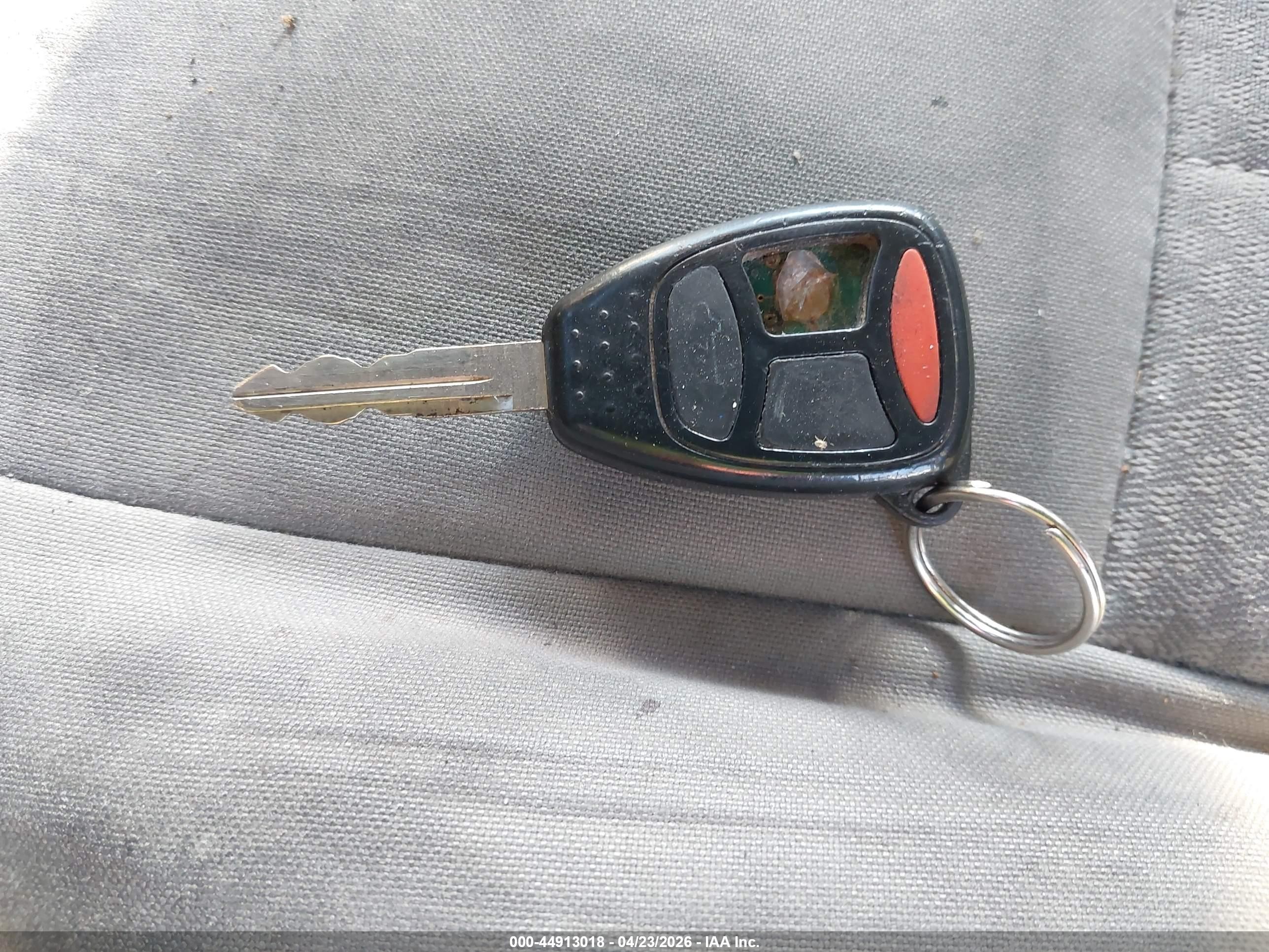 2005 Jeep Grand Cherokee Laredo Red vin: 1J4GS48K85C633979