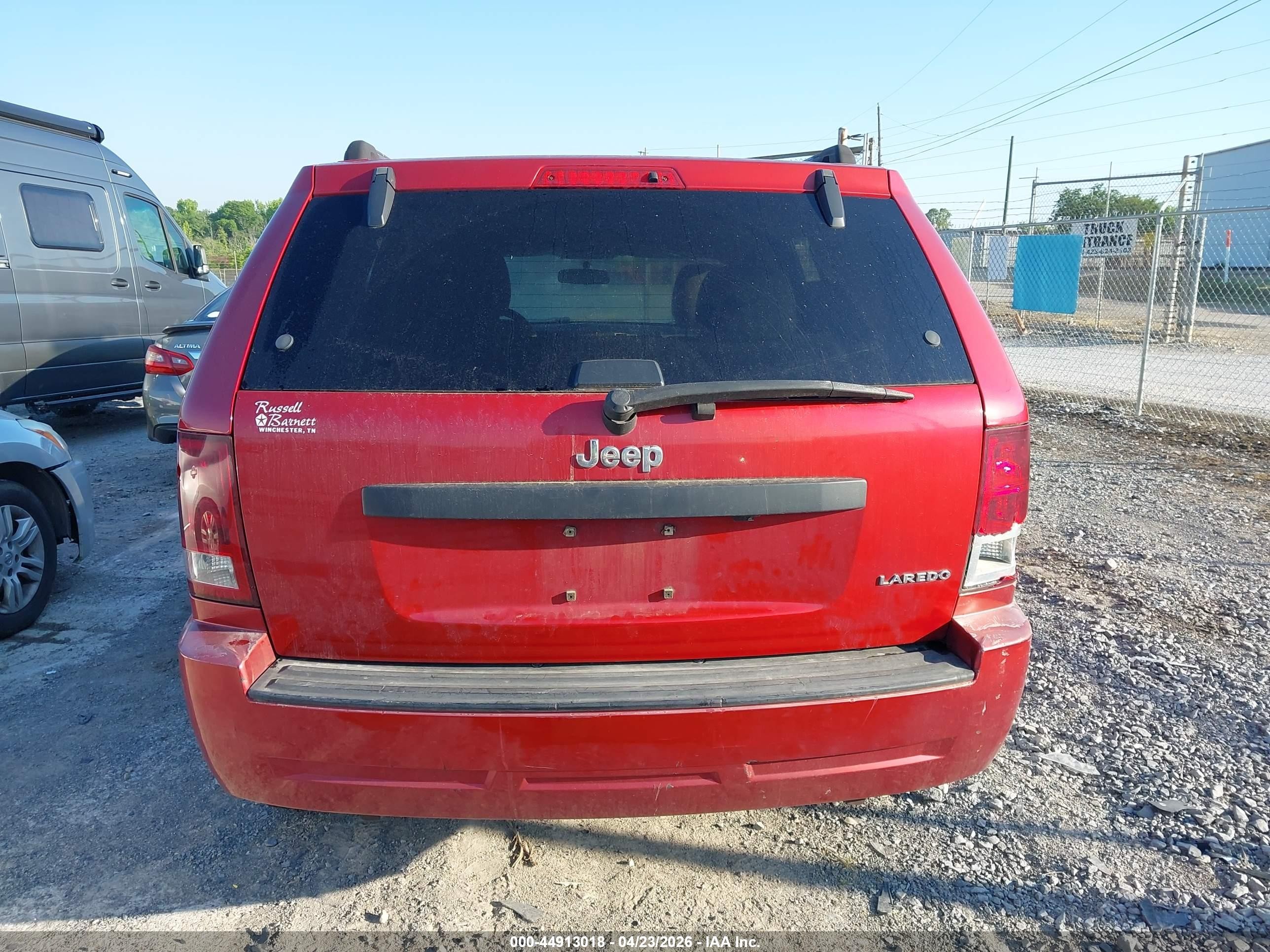 2005 Jeep Grand Cherokee Laredo Red vin: 1J4GS48K85C633979