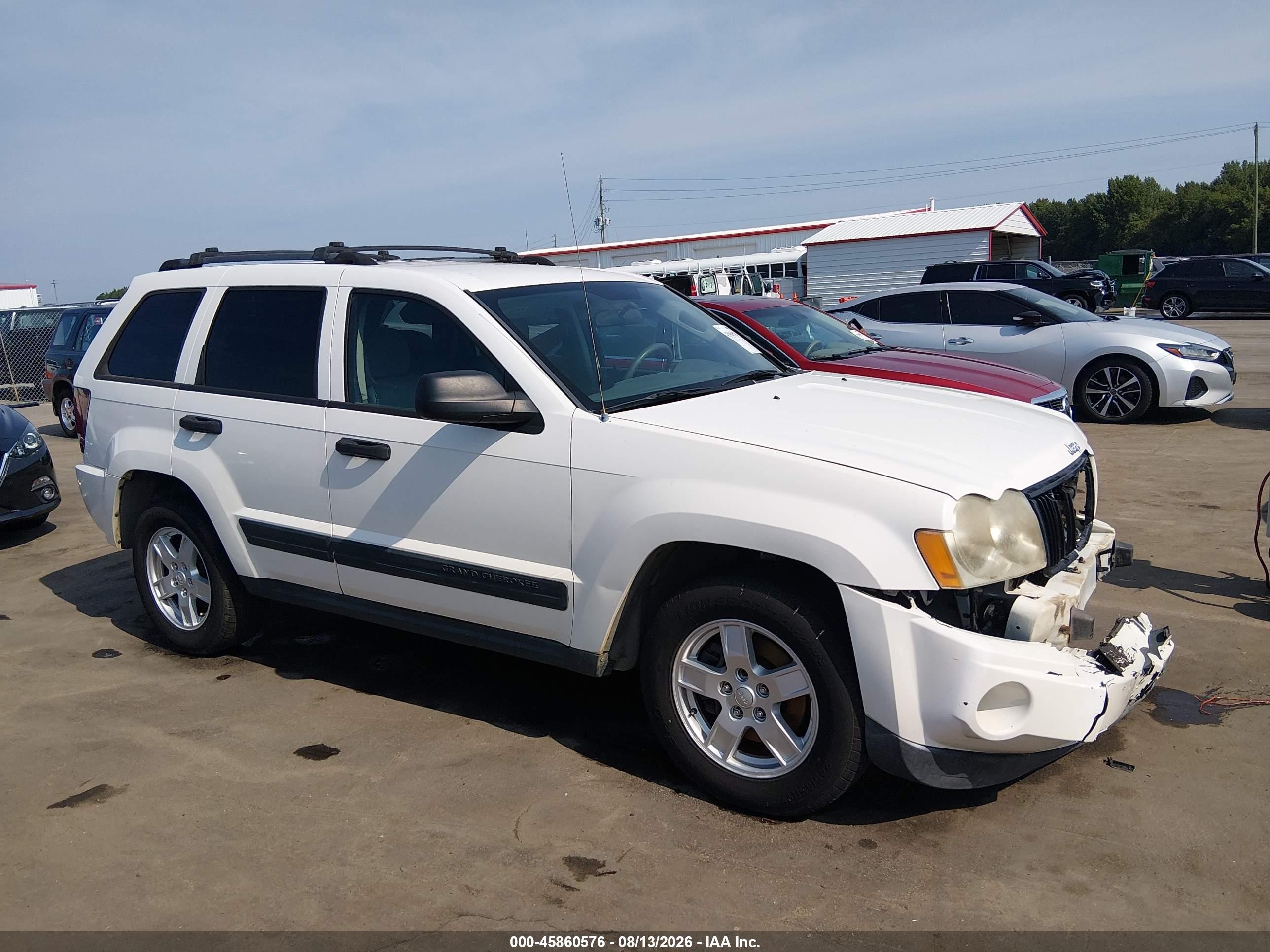 2005 Jeep Grand Cherokee Laredo White vin: 1J4GS48K85C683538