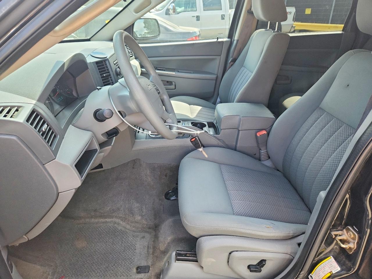 2006 Jeep Grand Cherokee Laredo Black vin: 1J4GS48K86C218730