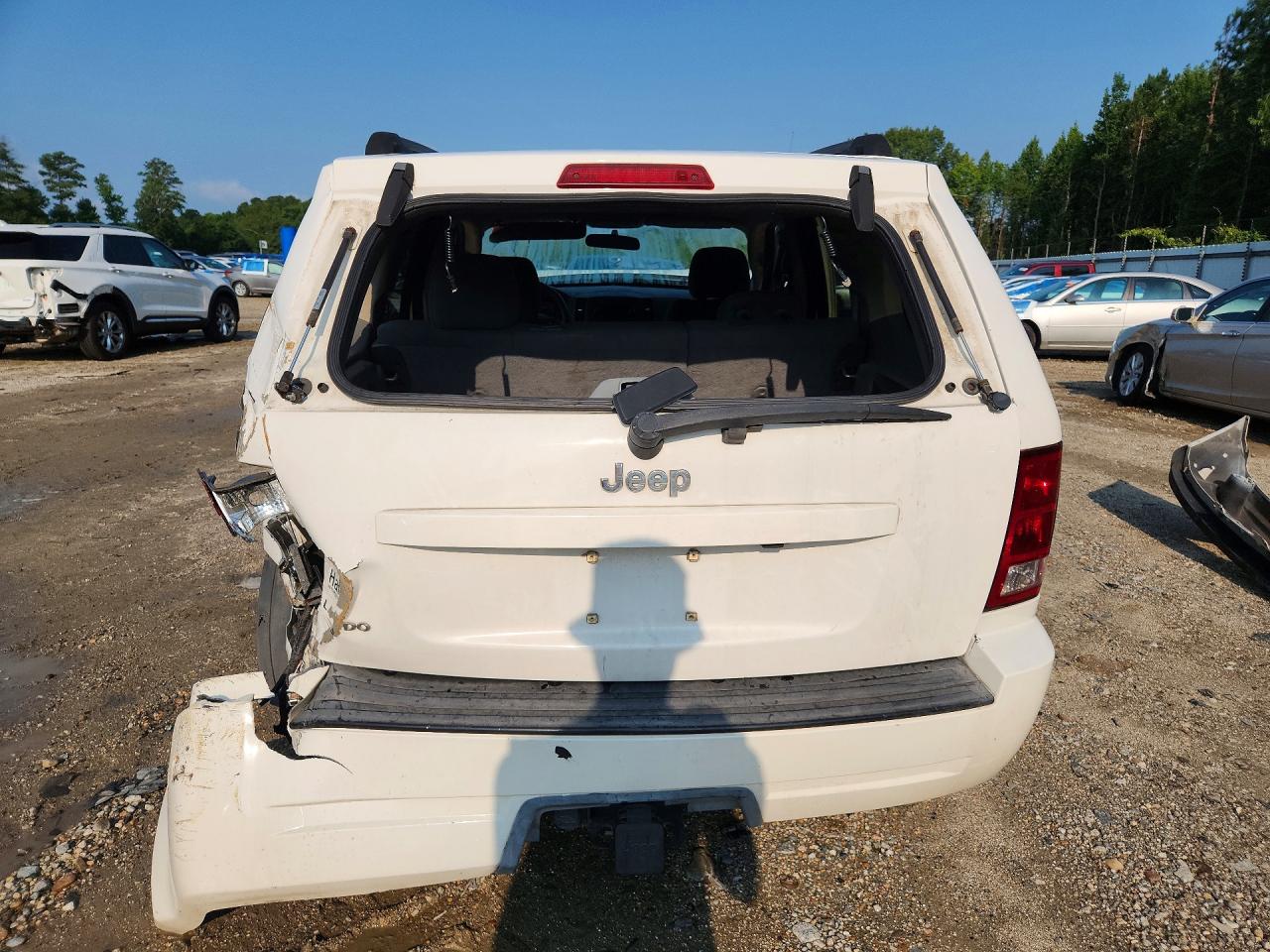2006 Jeep Grand Cherokee Laredo White vin: 1J4GS48K86C243708
