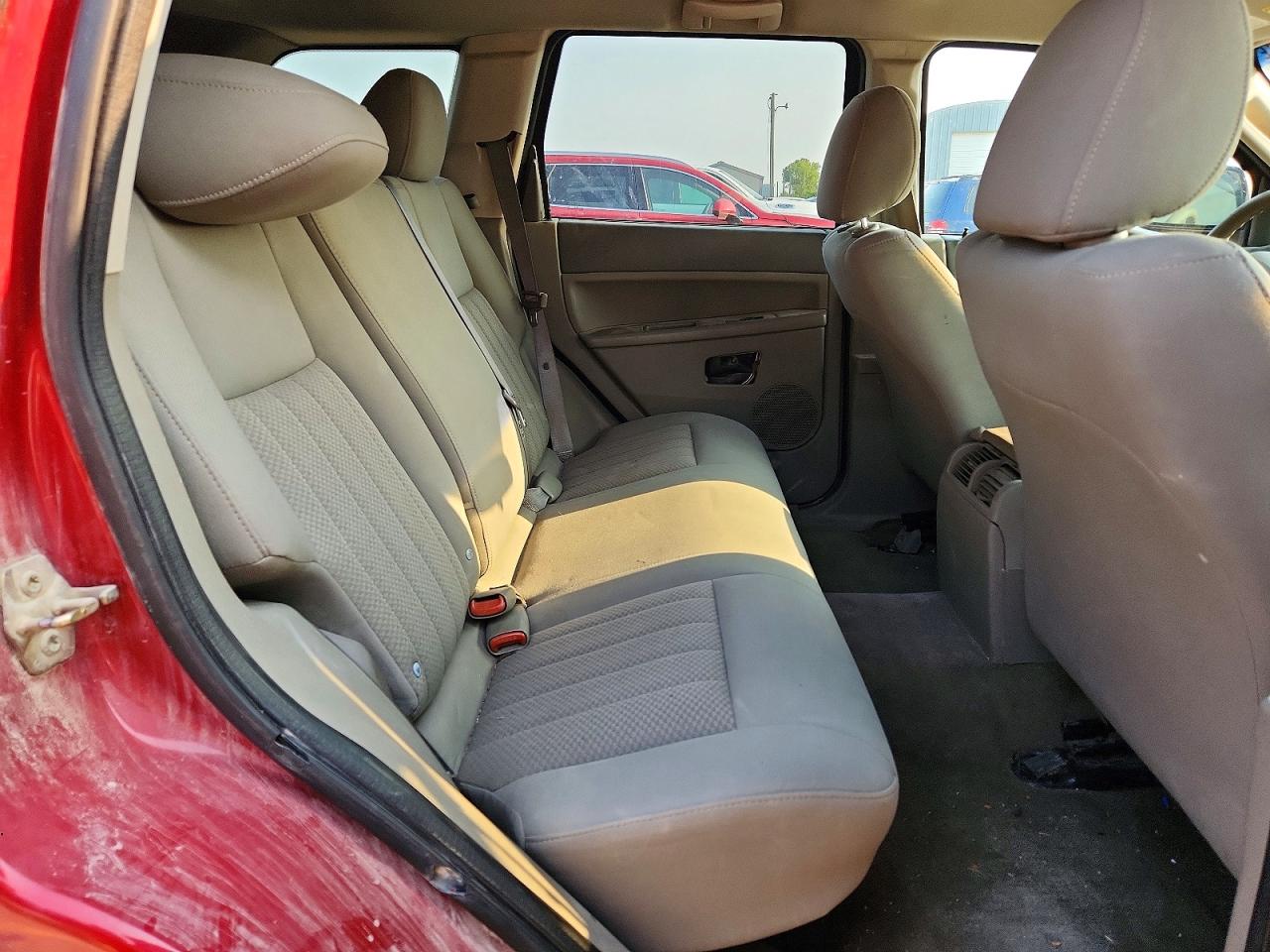 2006 Jeep Grand Cherokee Laredo Burgundy vin: 1J4GS48K96C312275