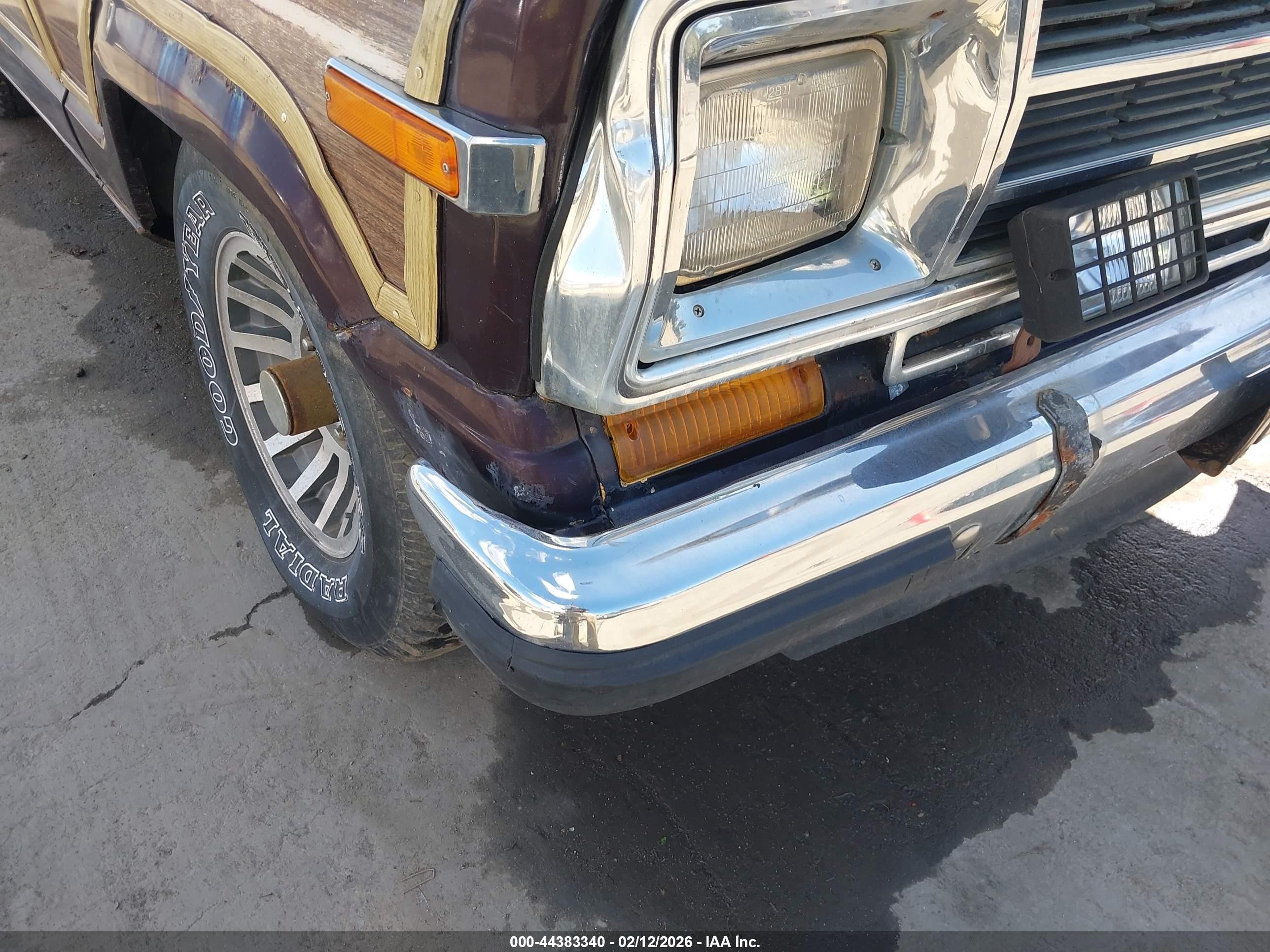 1989 Jeep Grand Wagoneer   Brown vin: 1J4GS5870KP111708