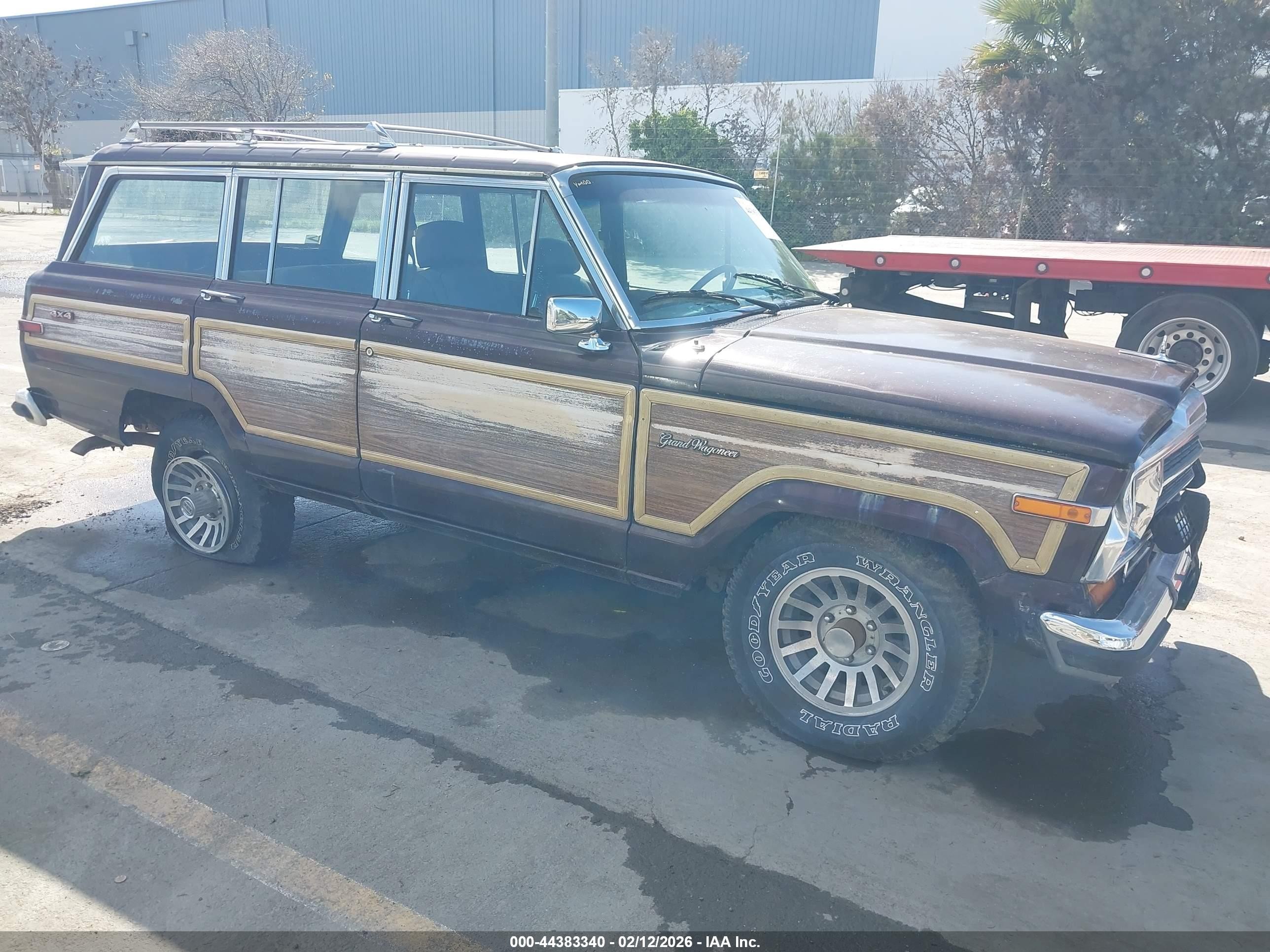 1989 Jeep Grand Wagoneer   Brown vin: 1J4GS5870KP111708
