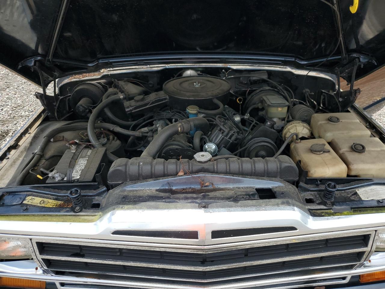 1989 Jeep Grand Wagoneer    Blue vin: 1J4GS5871KP102323
