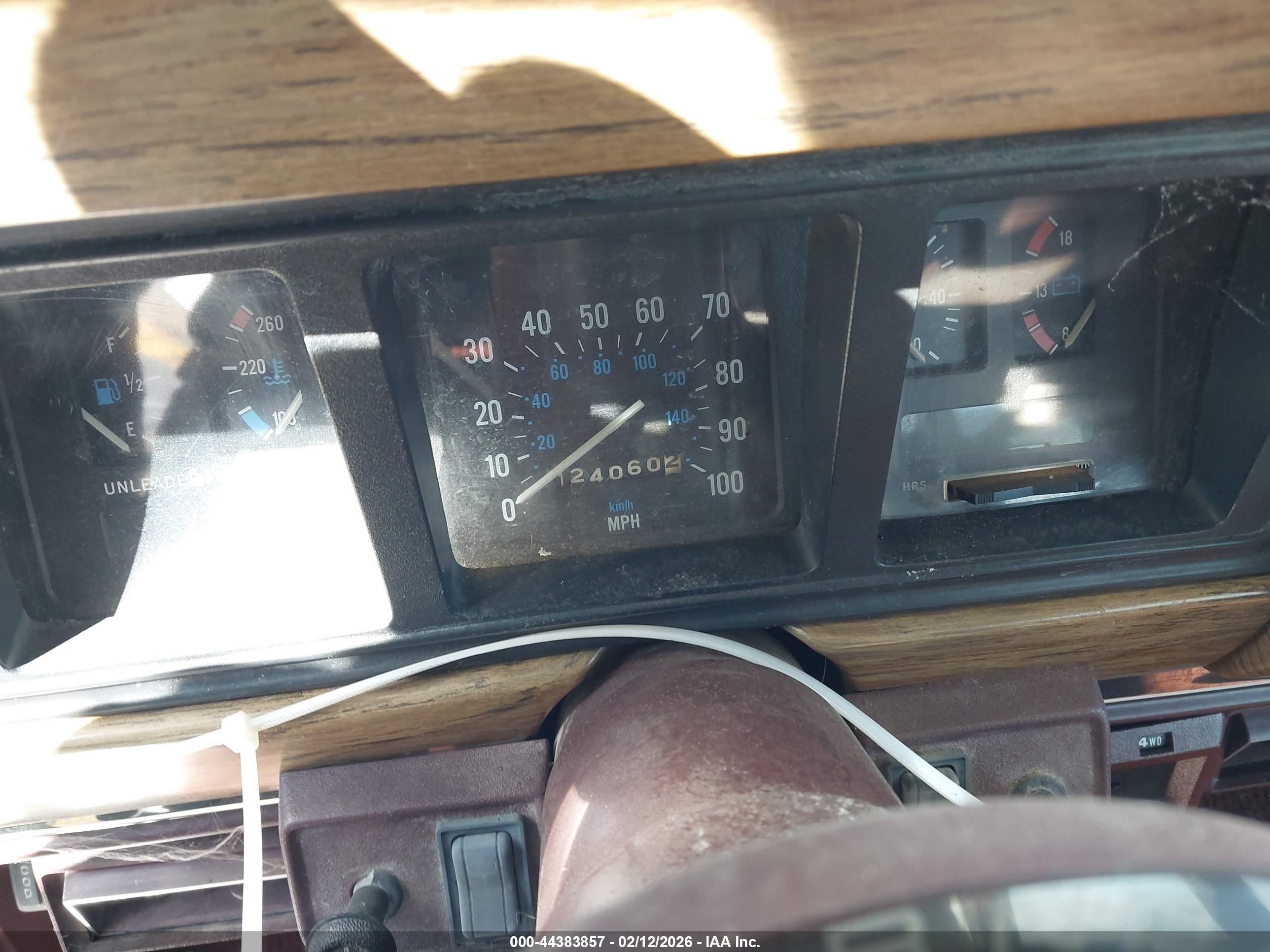 1989 Jeep Grand Wagoneer Gray vin: 1J4GS5871KP109515