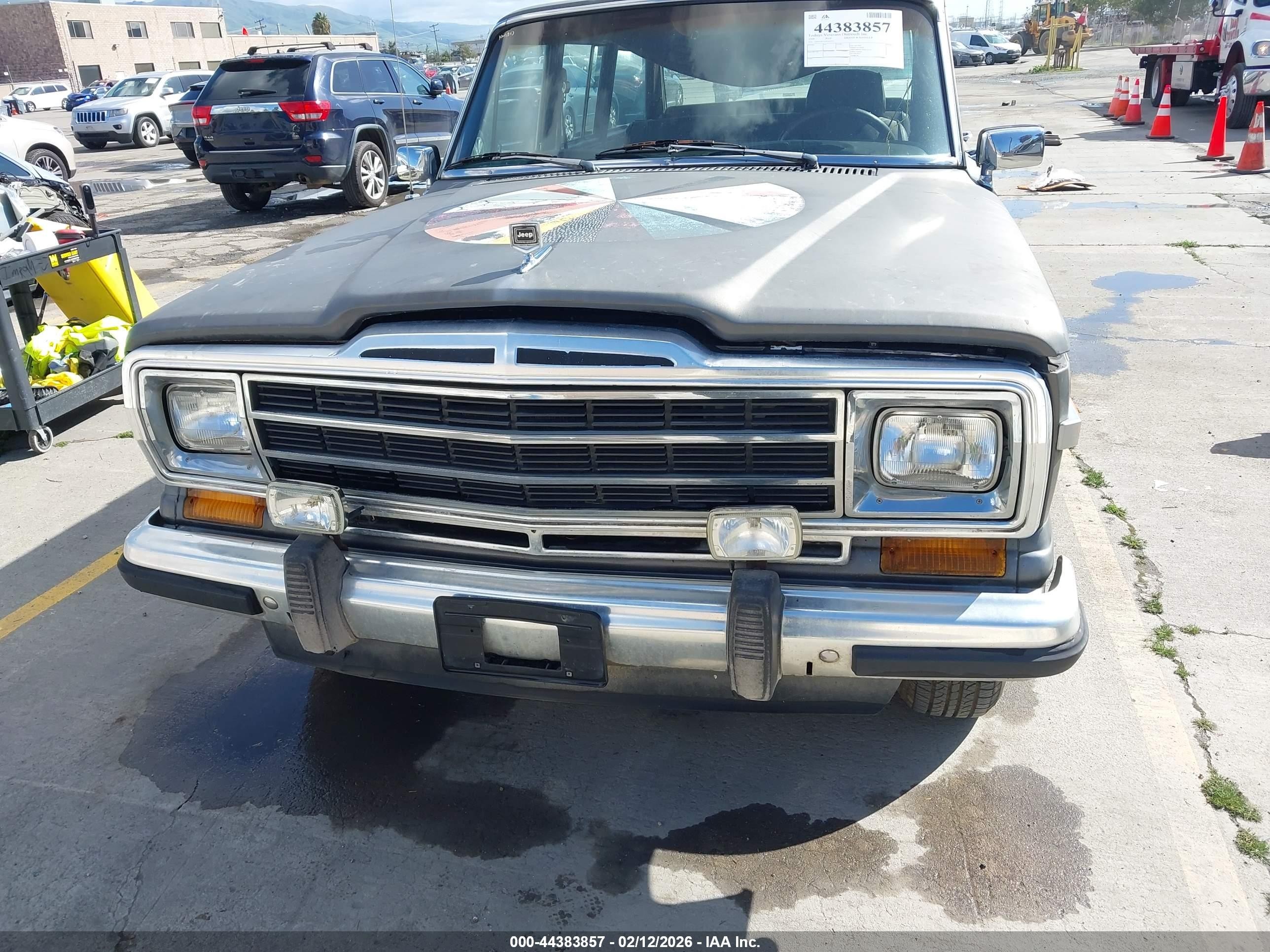 1989 Jeep Grand Wagoneer Gray vin: 1J4GS5871KP109515