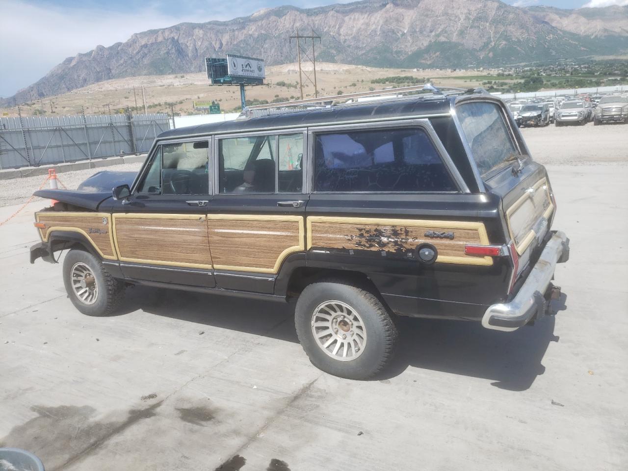 1989 Jeep Grand Wagoneer    Black vin: 1J4GS5875KP106035
