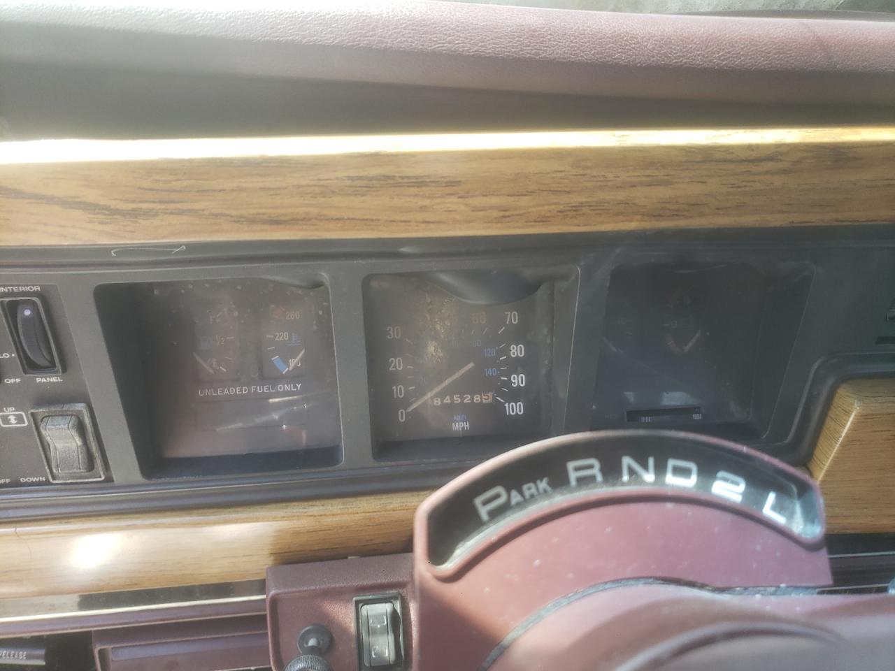 1989 Jeep Grand Wagoneer    Black vin: 1J4GS5875KP106035