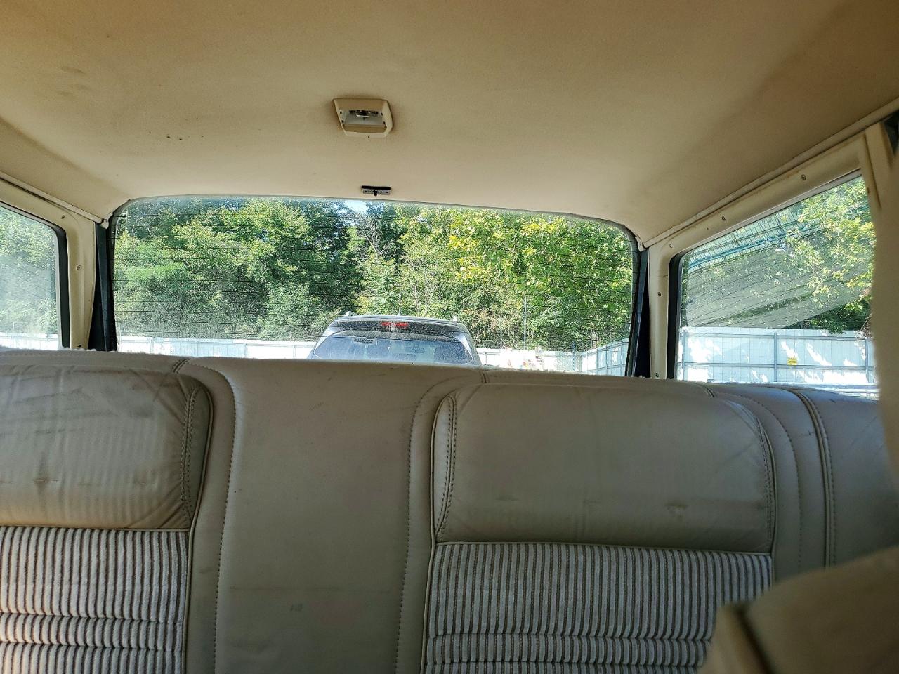 1989 Jeep Grand Wagoneer Двухцветный vin: 1J4GS5878KP108622