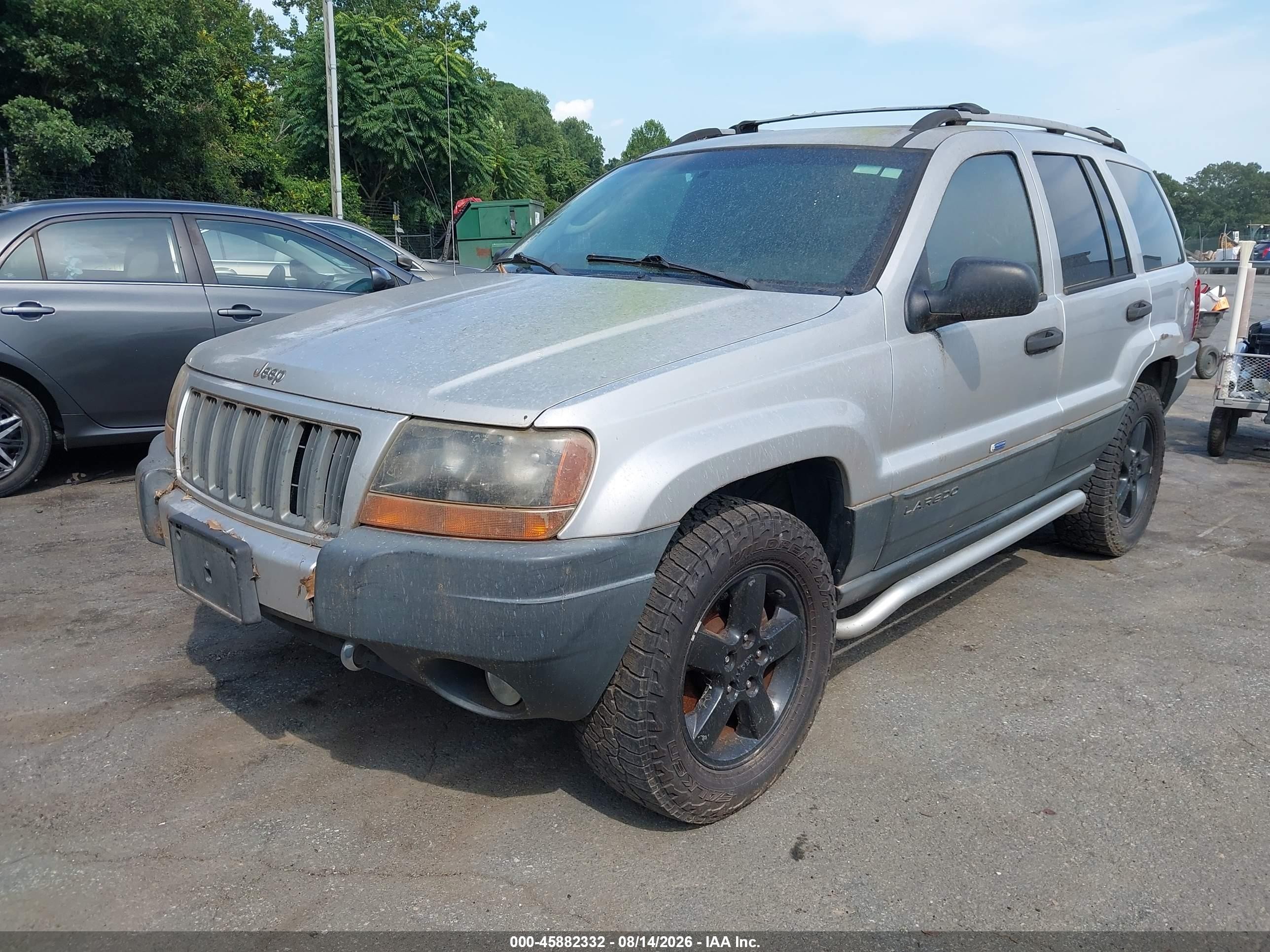 2004 Jeep Grand Cherokee Laredo Silver vin: 1J4GW48J04C203907