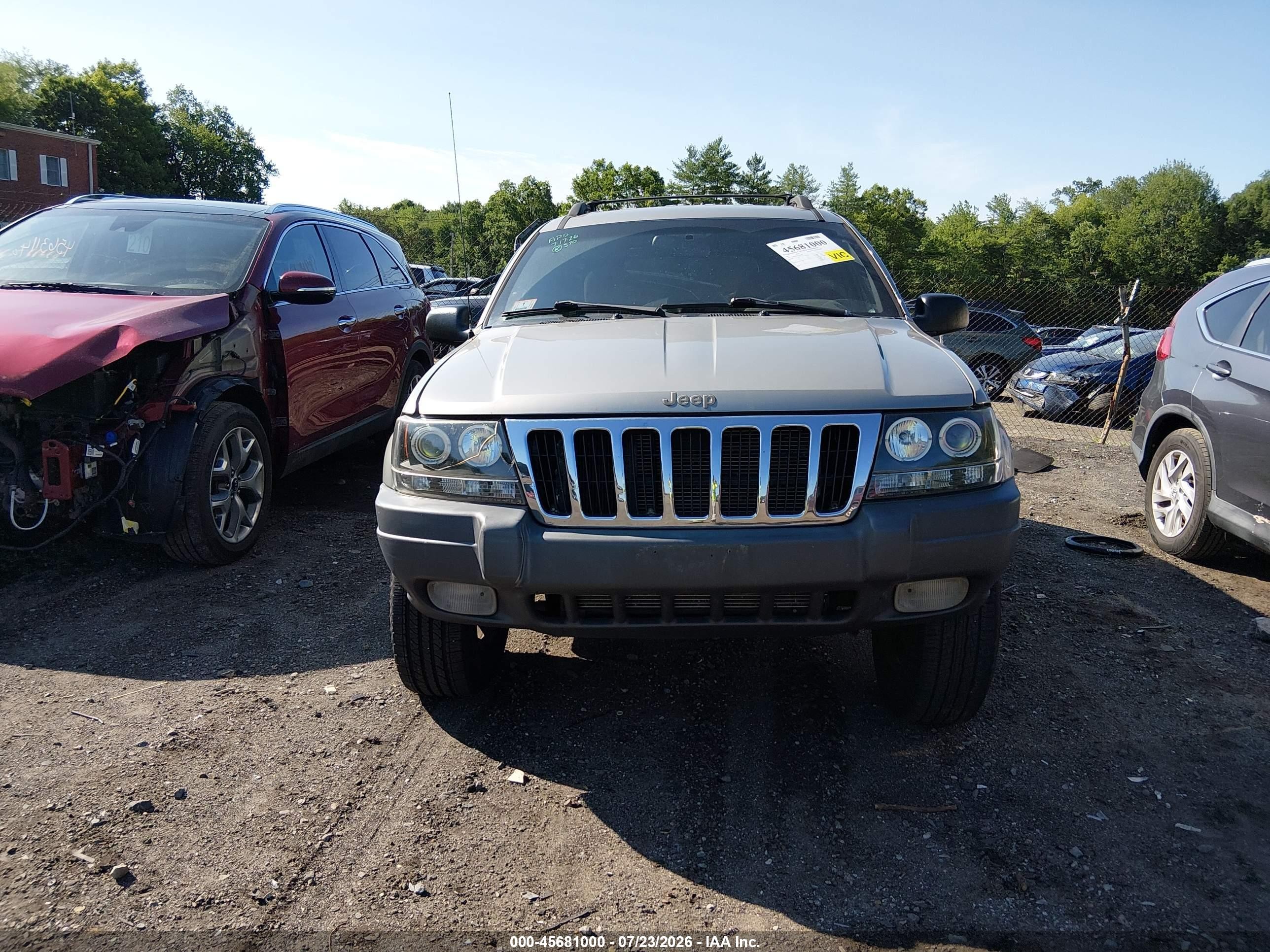 2001 Jeep Grand Cherokee Laredo Gray vin: 1J4GW48N01C618286
