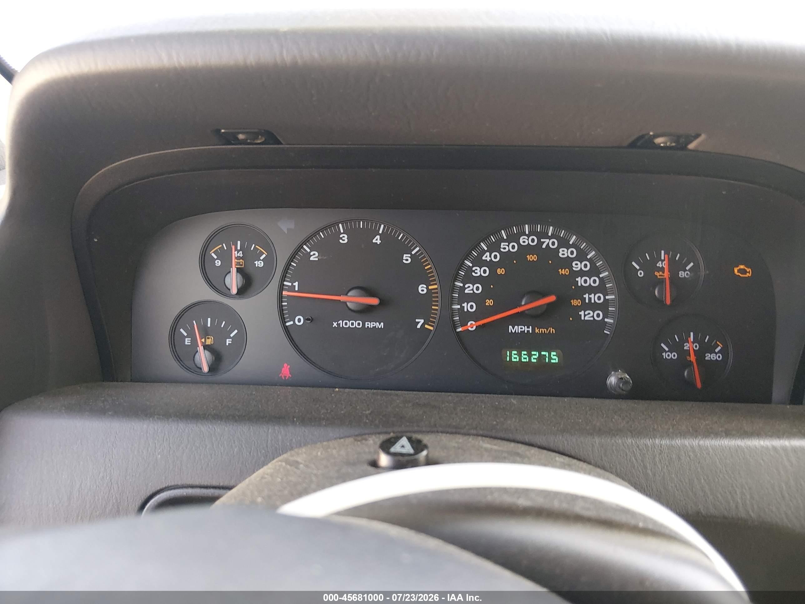 2001 Jeep Grand Cherokee Laredo Gray vin: 1J4GW48N01C618286