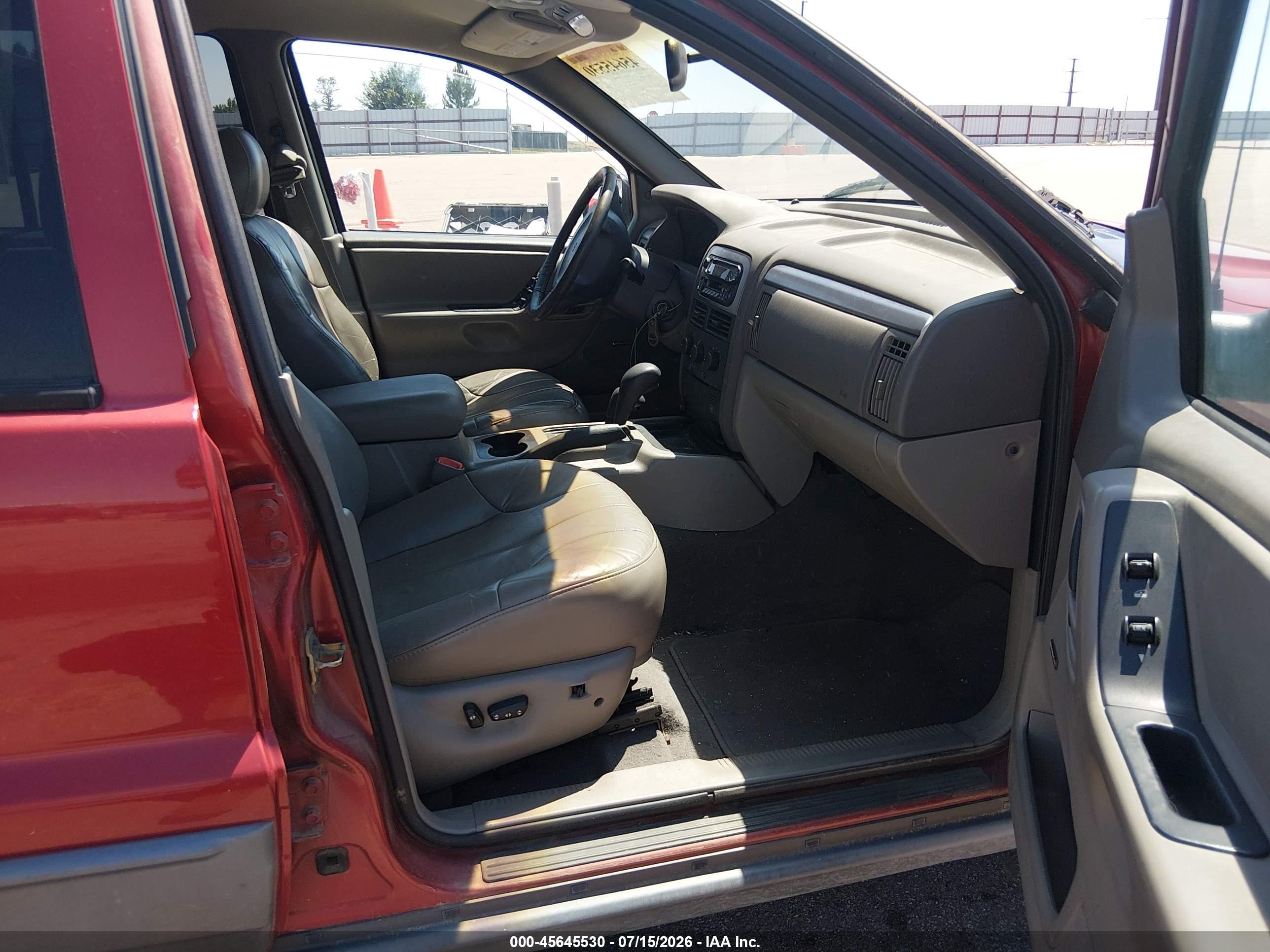2001 Jeep Grand Cherokee Laredo Red vin: 1J4GW48N11C667075