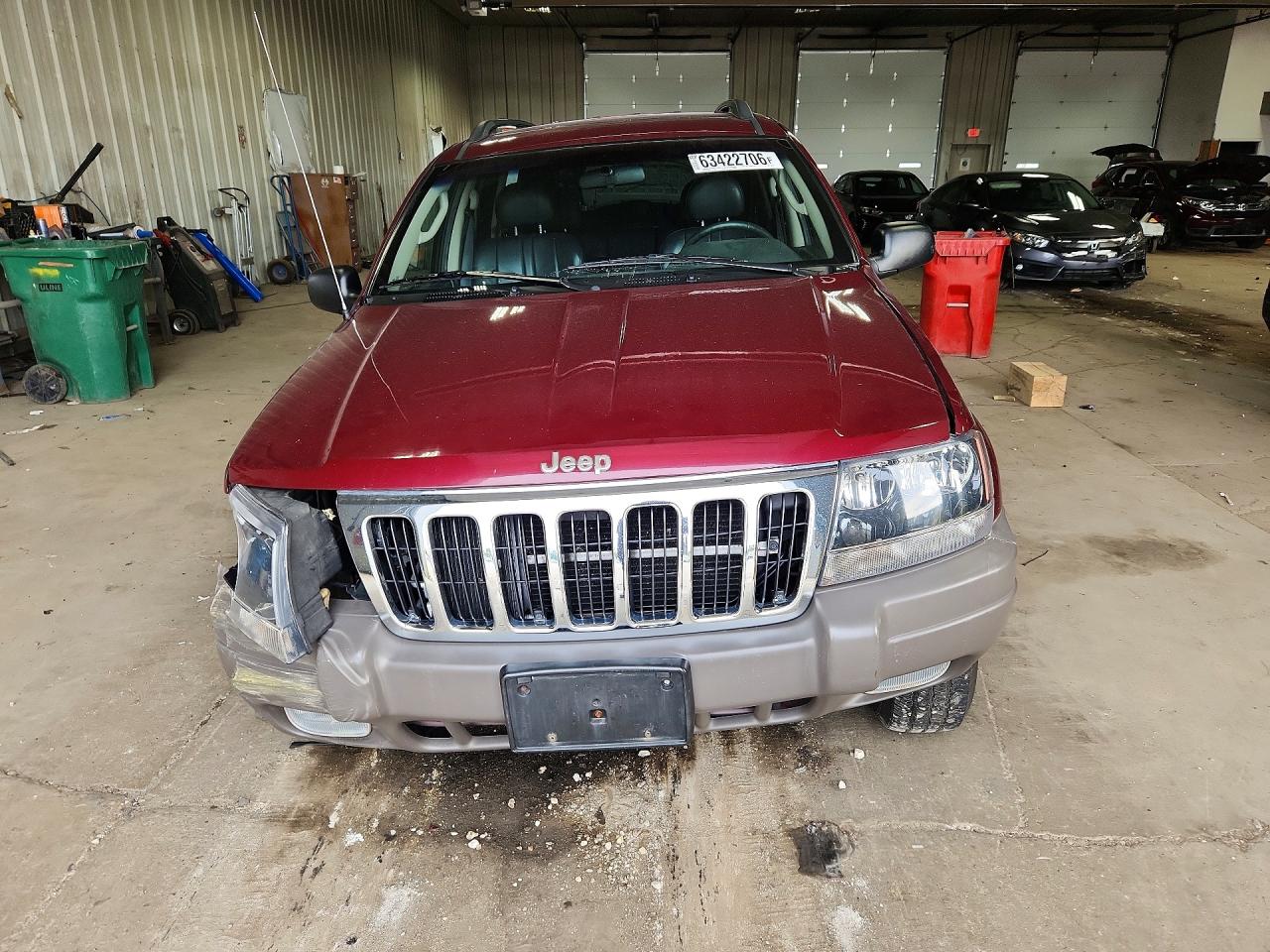2003 Jeep Grand Cherokee Laredo Red vin: 1J4GW48N23C540077