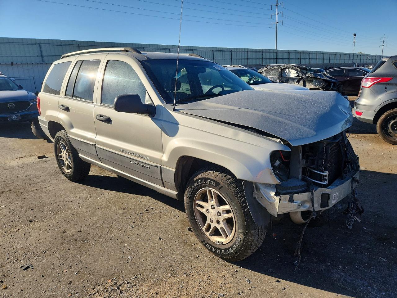 2004 Jeep Grand Cherokee Cream vin: 1J4GW48N24C348028