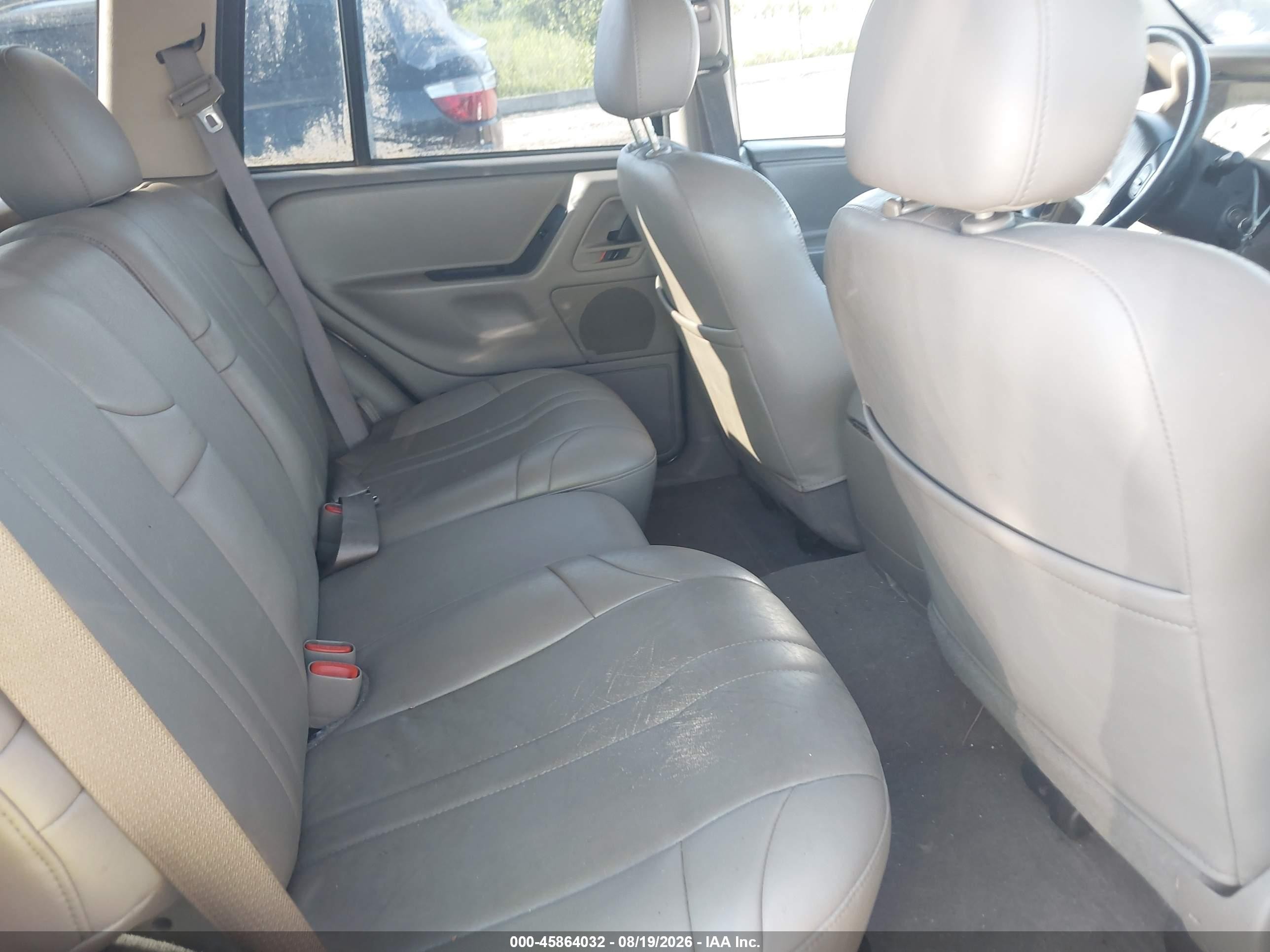 2004 Jeep Grand Cherokee Laredo Blue vin: 1J4GW48N24C407983