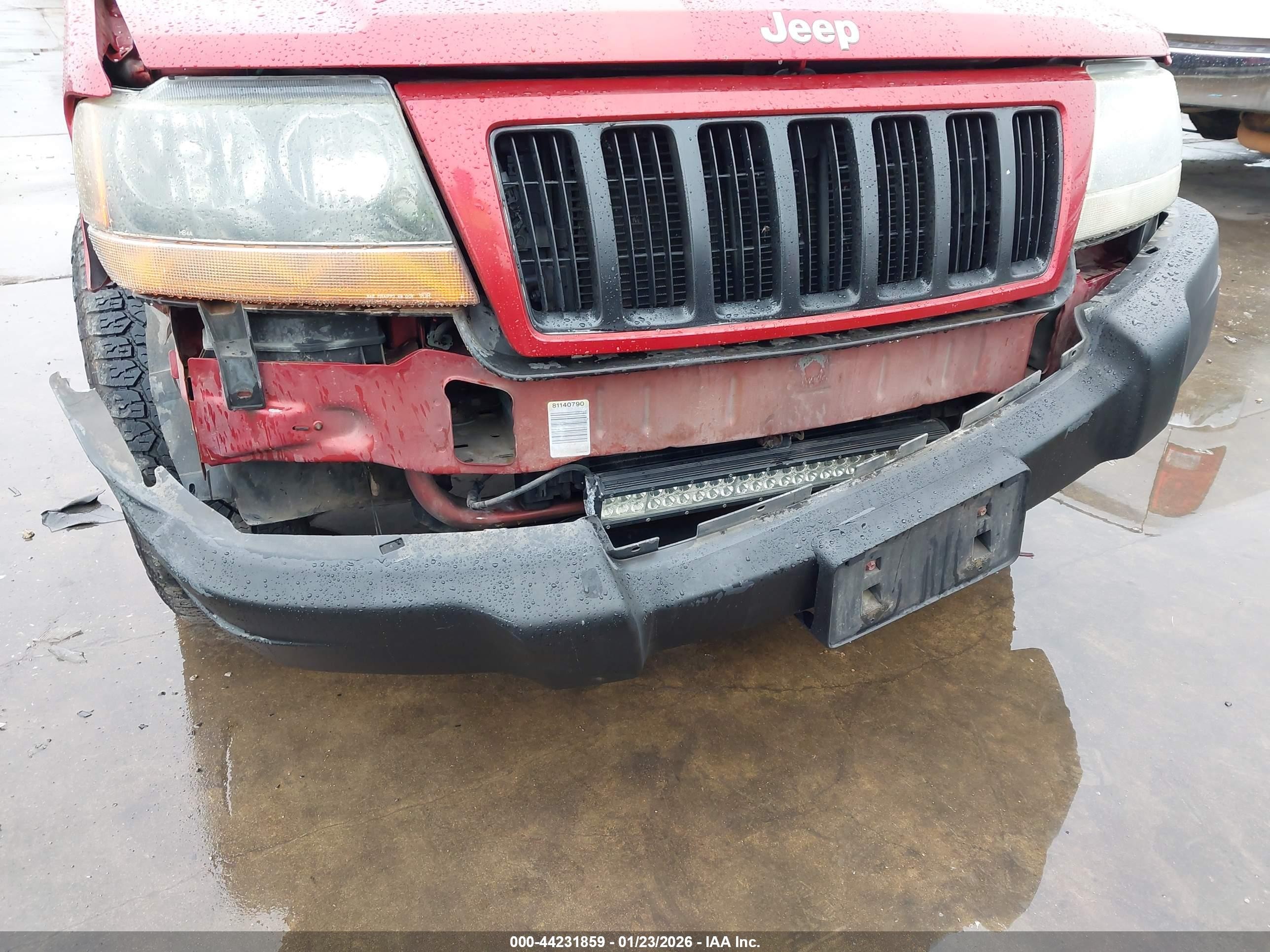 2004 Jeep Grand Cherokee Laredo Red vin: 1J4GW48N44C421285