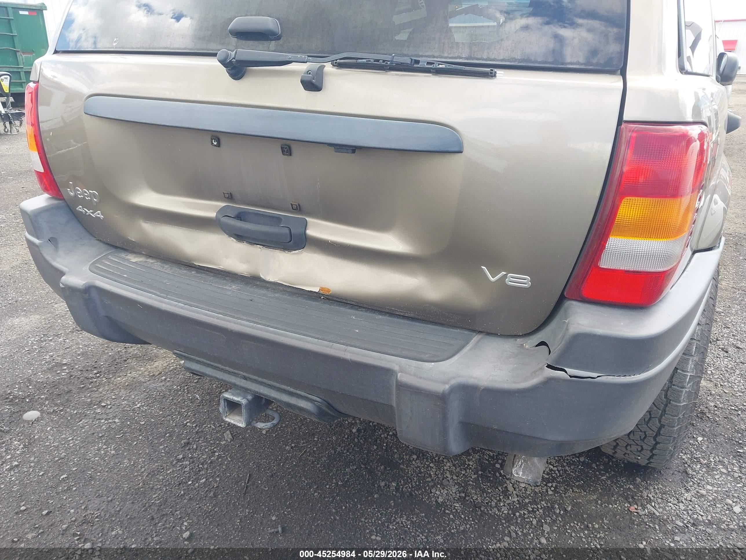 2004 Jeep Grand Cherokee Laredo Gold vin: 1J4GW48N64C416203