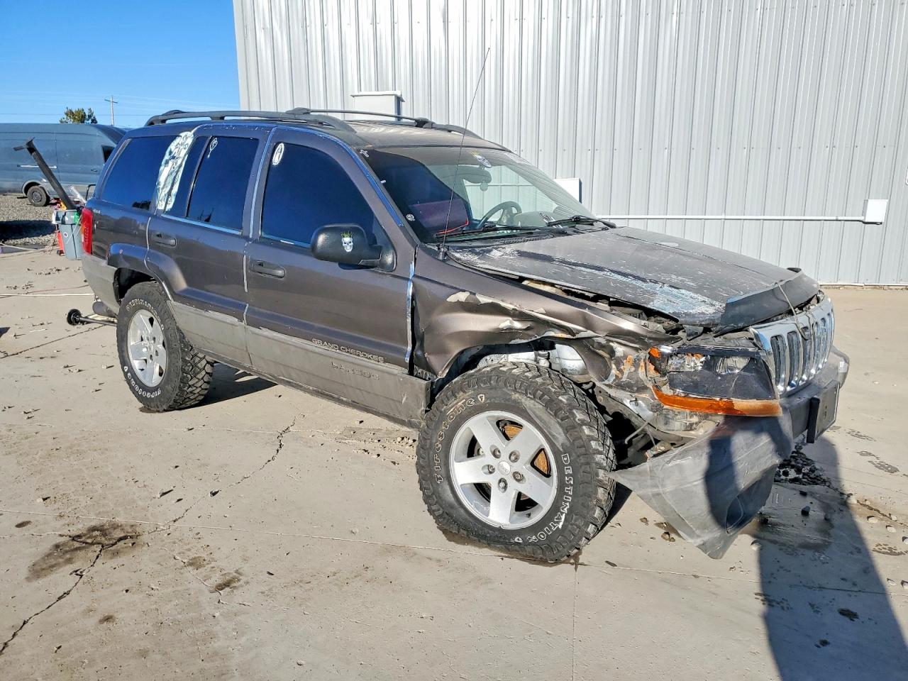 2000 Jeep Grand Cherokee Laredo Gray vin: 1J4GW48N6YC268446