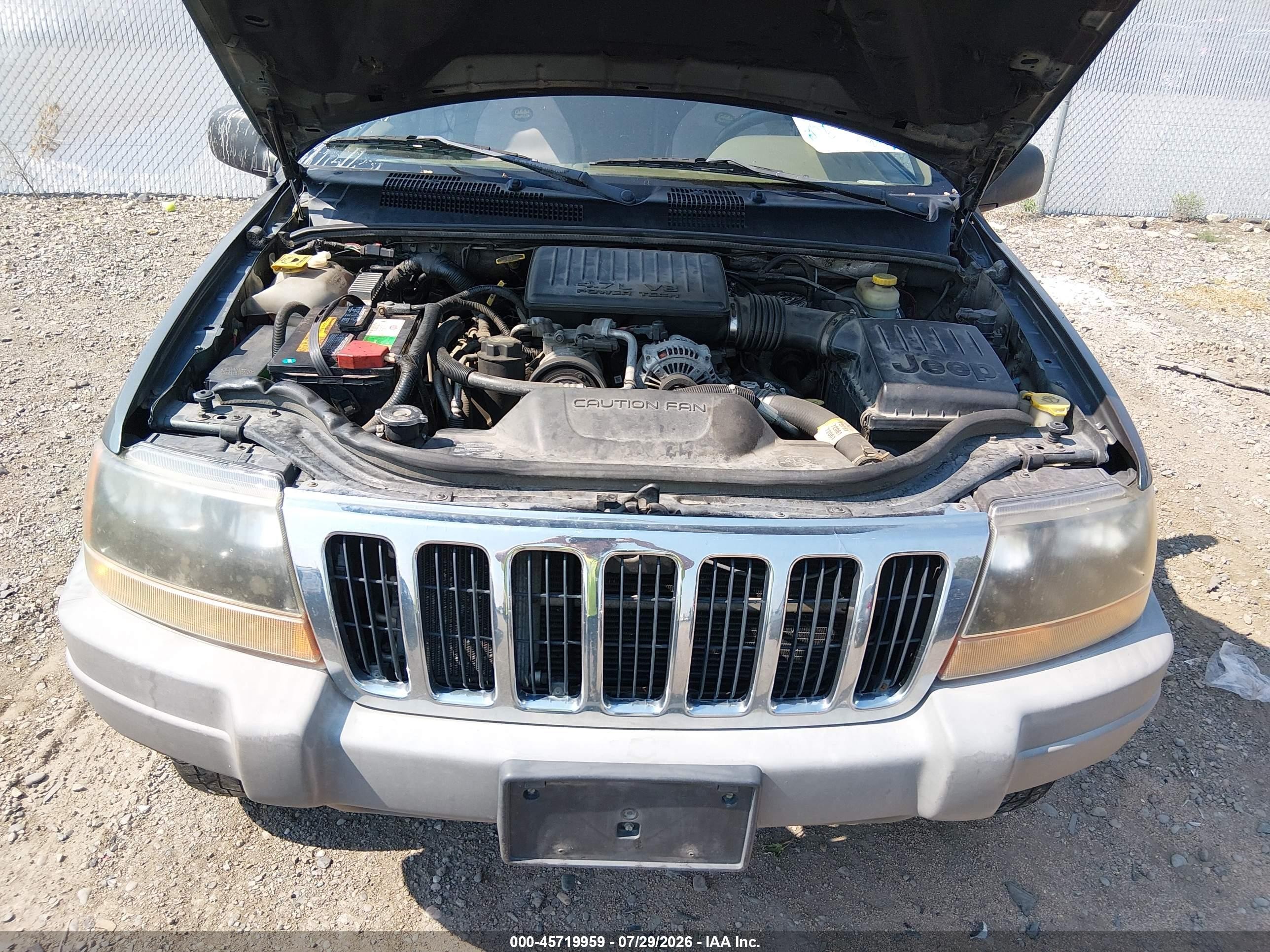 2002 Jeep Grand Cherokee Laredo Gray vin: 1J4GW48N72C200678