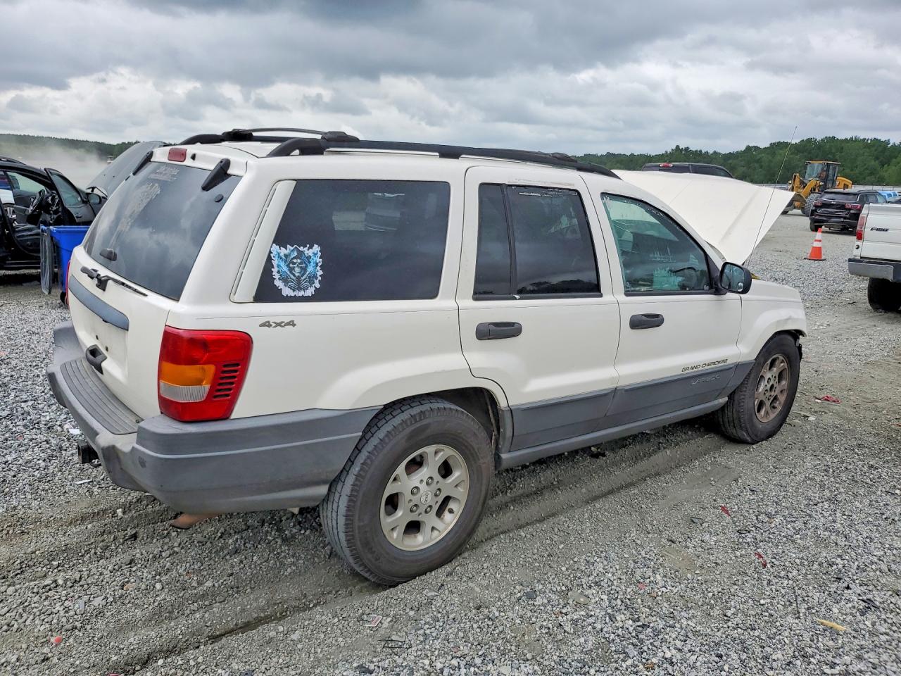 2001 Jeep Grand Cherokee Laredo White vin: 1J4GW48S01C718197