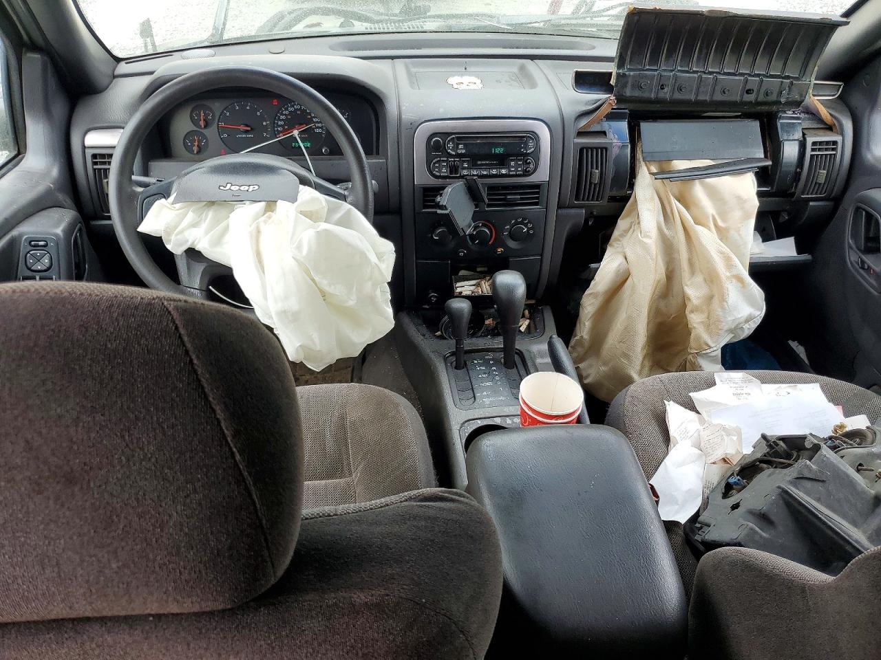 2001 Jeep Grand Cherokee Laredo White vin: 1J4GW48S01C718197