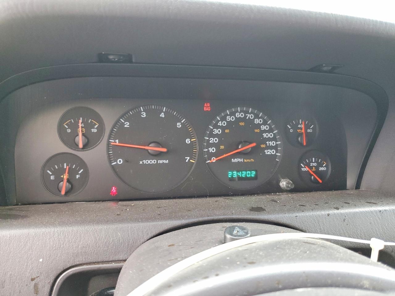 2001 Jeep Grand Cherokee Laredo White vin: 1J4GW48S01C718197