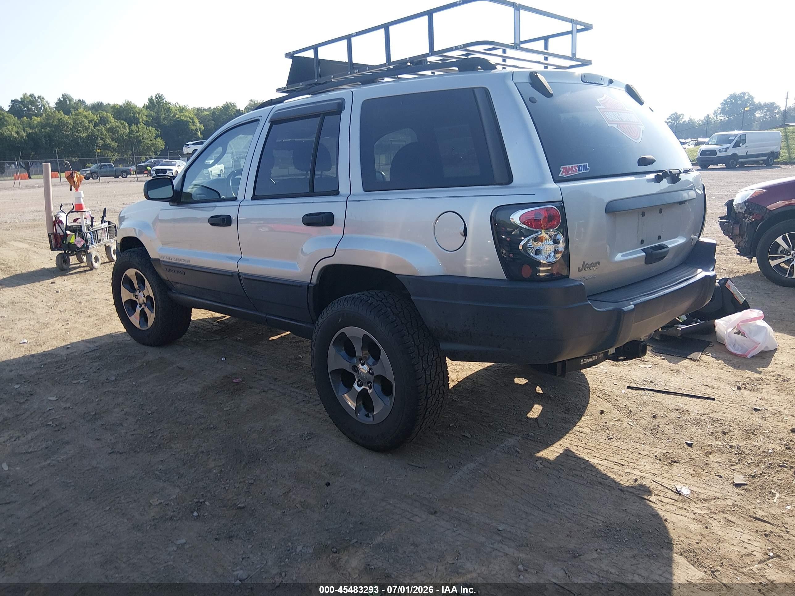 2004 Jeep Grand Cherokee Laredo Silver vin: 1J4GW48S04C123659