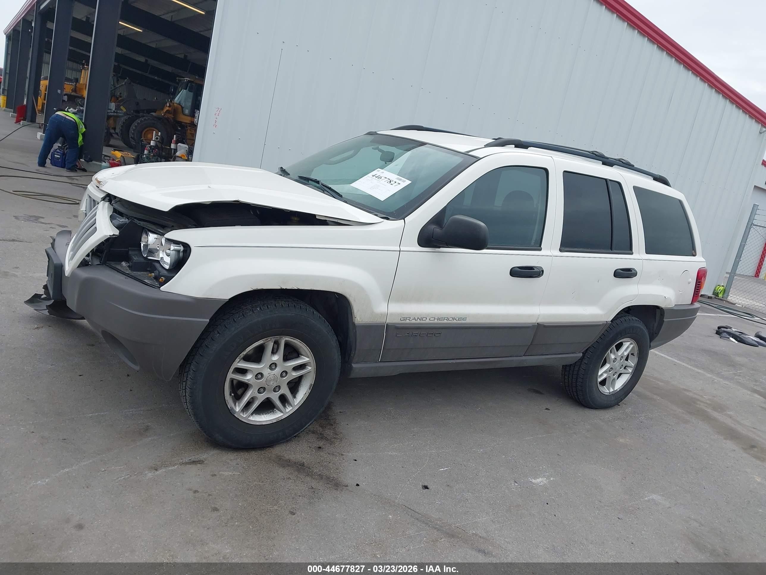 2004 Jeep Grand Cherokee Laredo Белый vin: 1J4GW48S04C141952