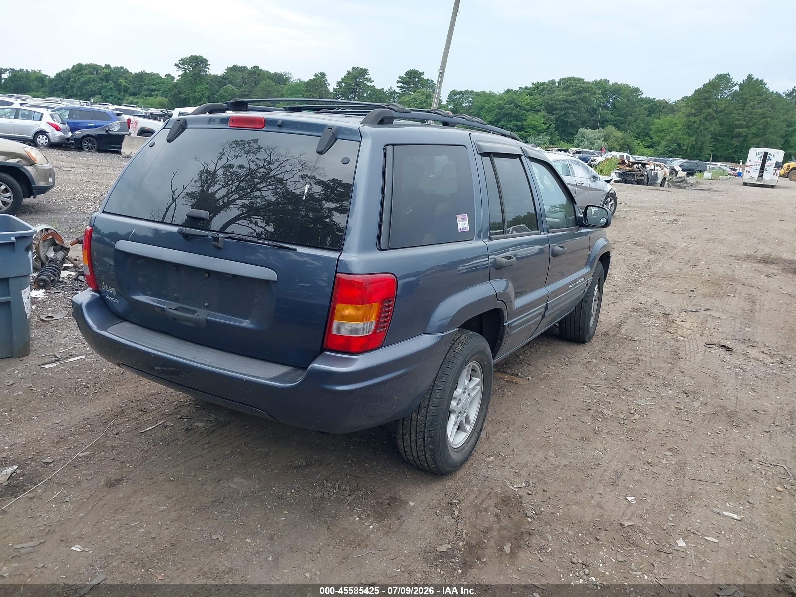 2004 Jeep Grand Cherokee Laredo Серый vin: 1J4GW48S04C218271