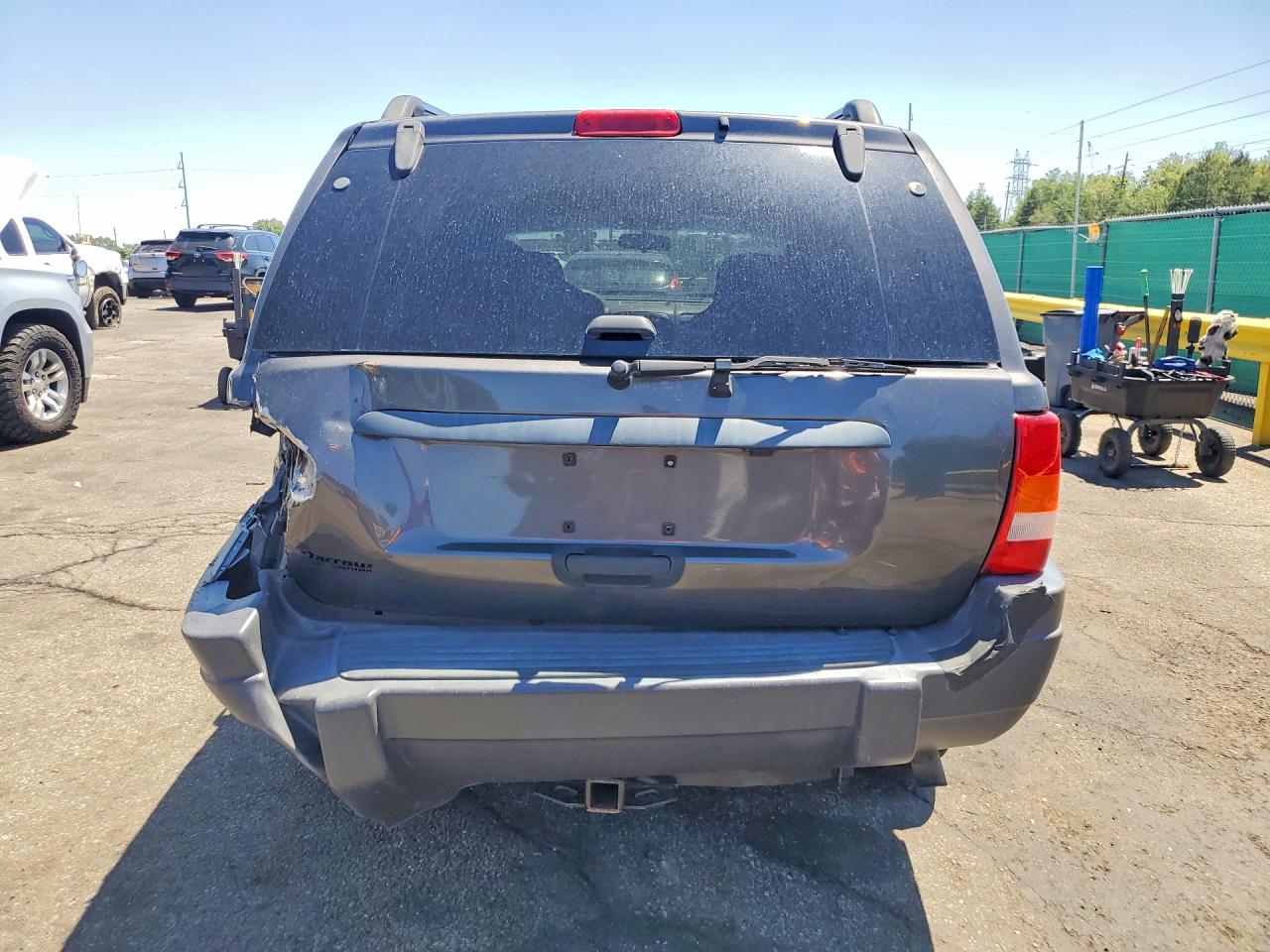 2004 Jeep Grand Cherokee Laredo Gray vin: 1J4GW48S04C331184