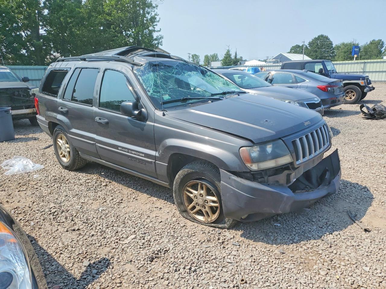 2004 Jeep Grand Cherokee Laredo Gray vin: 1J4GW48S04C349975