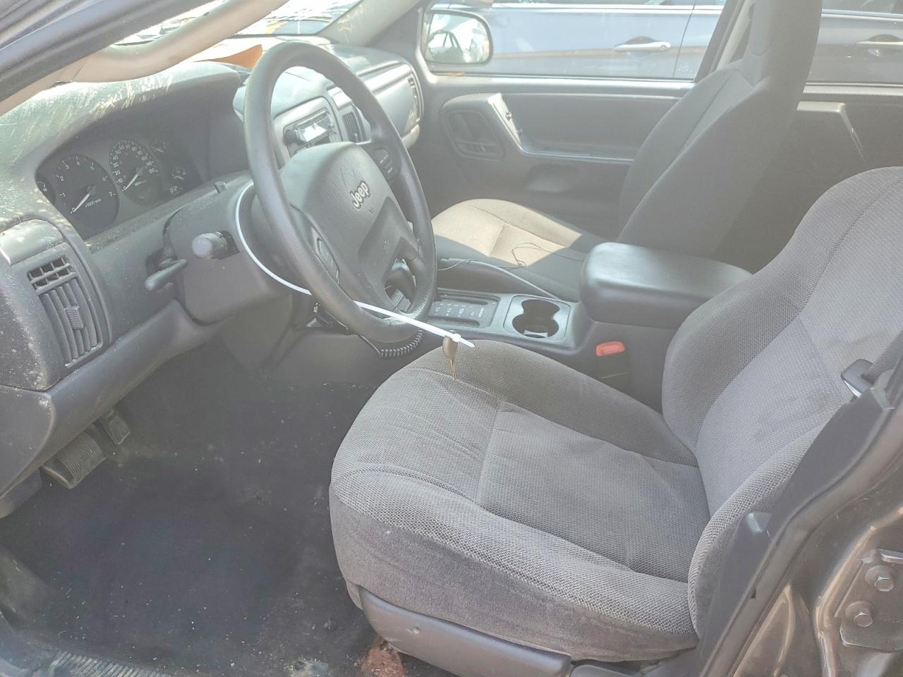 2004 Jeep Grand Cherokee Laredo Gray vin: 1J4GW48S04C349975
