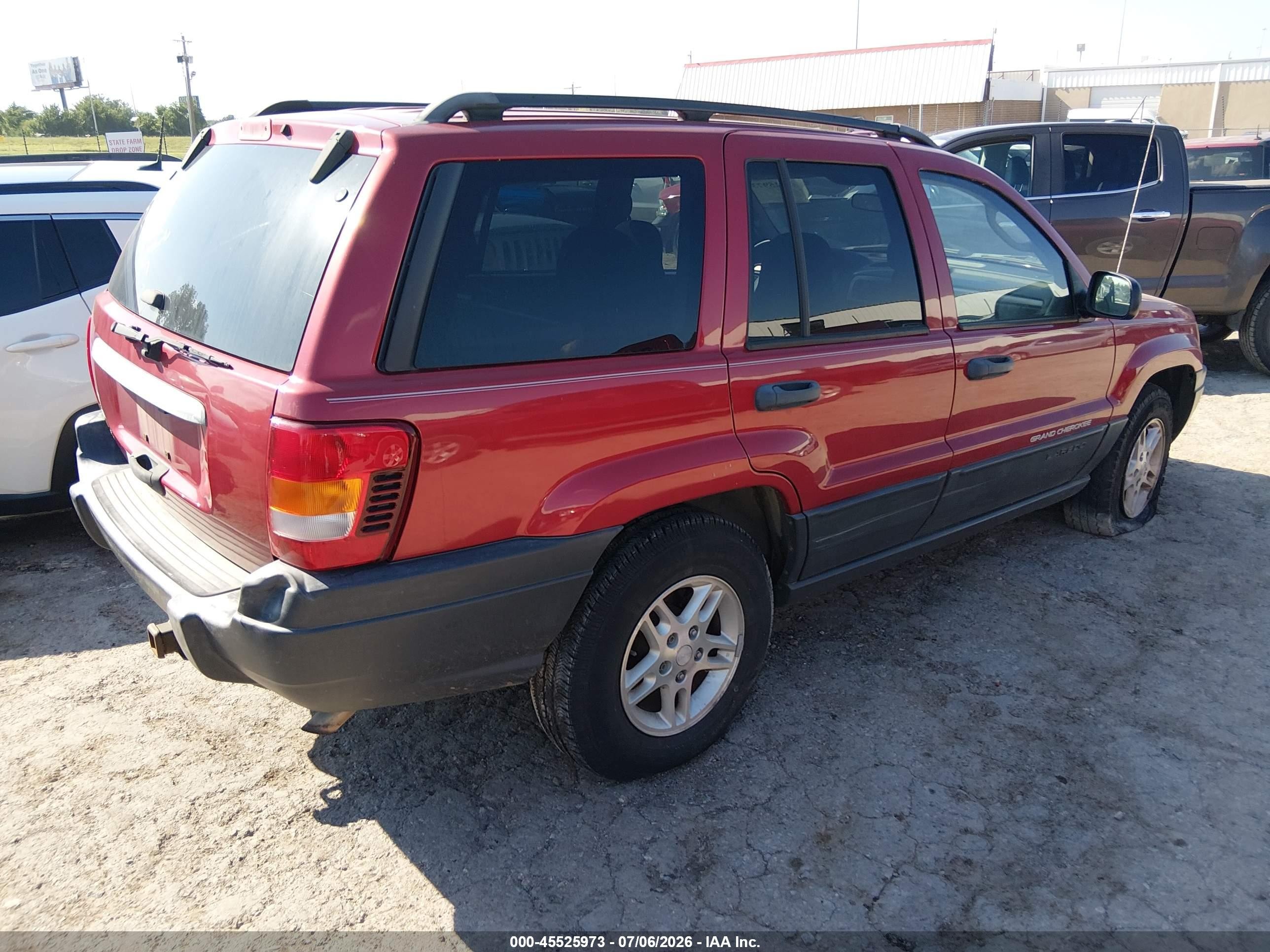 2004 Jeep Grand Cherokee Laredo Red vin: 1J4GW48S04C425341