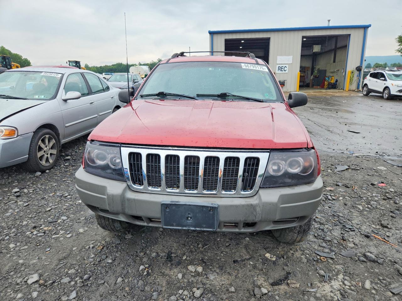 2002 Jeep Grand Cherokee Laredo Red vin: 1J4GW48S12C131914