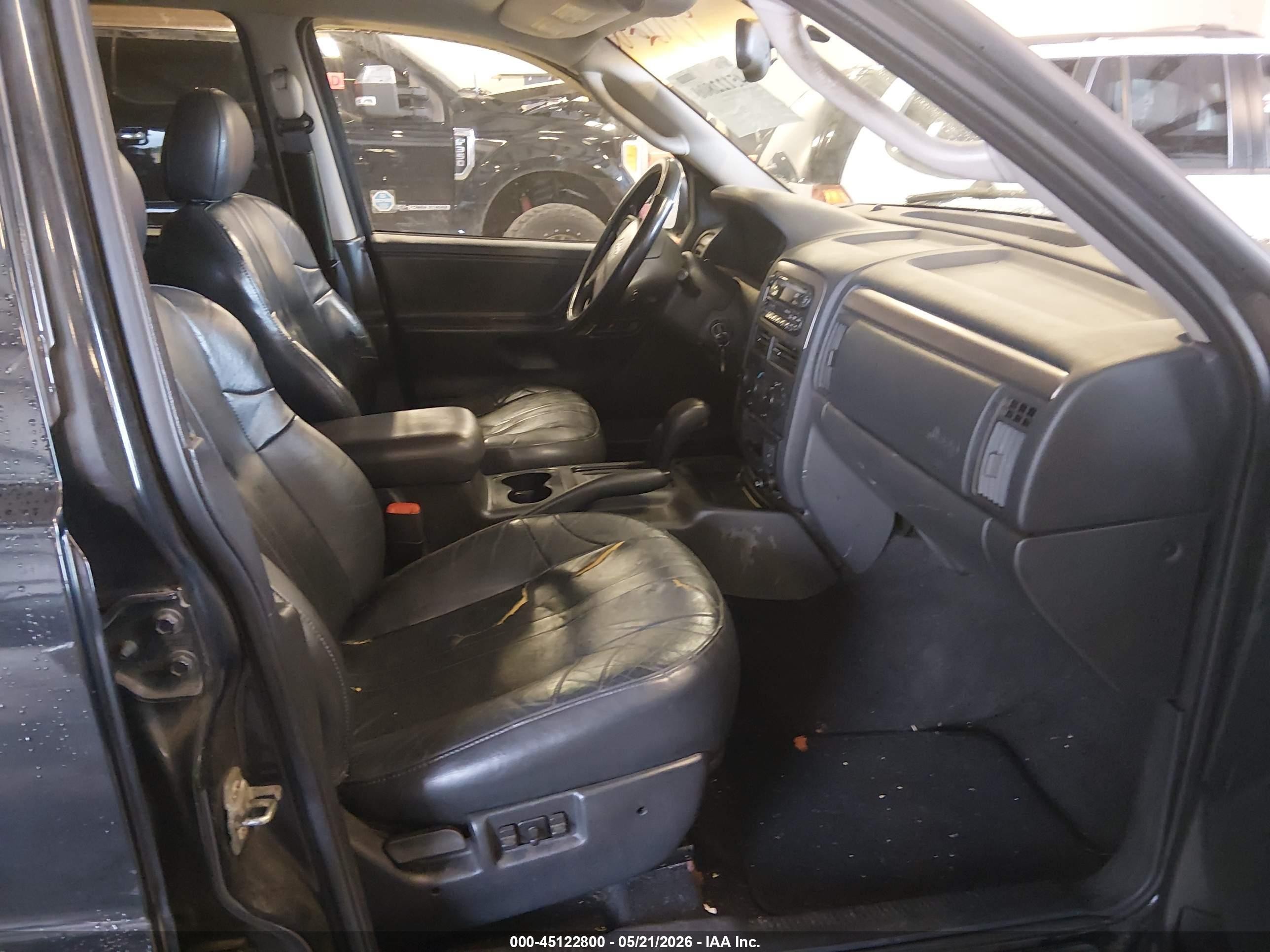 2002 Jeep Grand Cherokee Laredo Black vin: 1J4GW48S12C319901