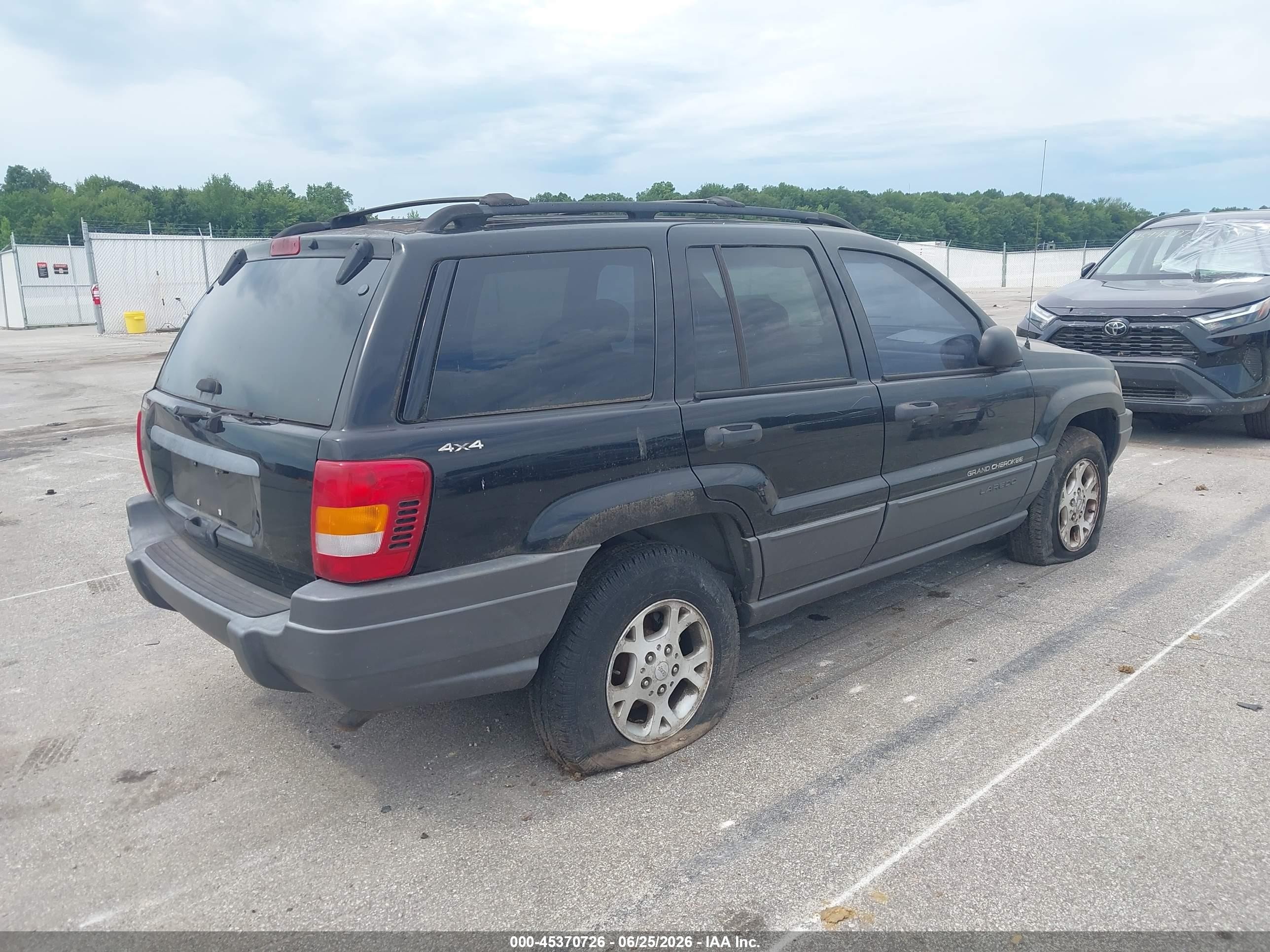 2001 Jeep Grand Cherokee Laredo Black vin: 1J4GW48S21C681153