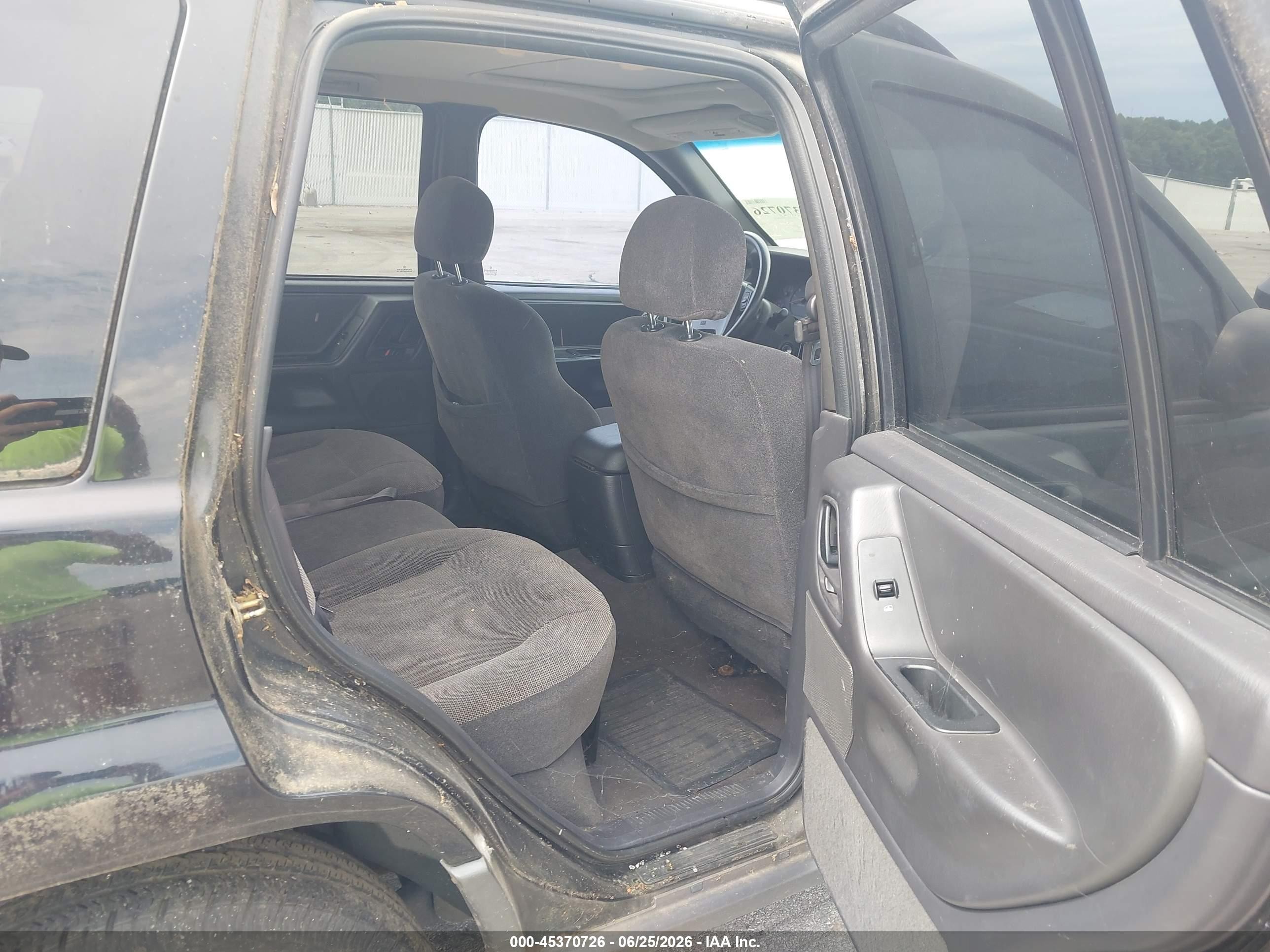 2001 Jeep Grand Cherokee Laredo Black vin: 1J4GW48S21C681153