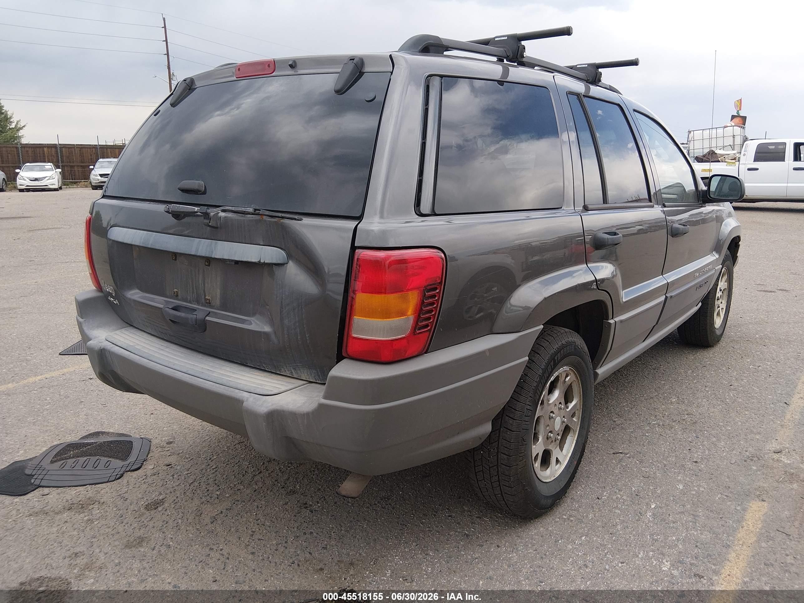 2002 Jeep Grand Cherokee Laredo Gray vin: 1J4GW48S22C285015