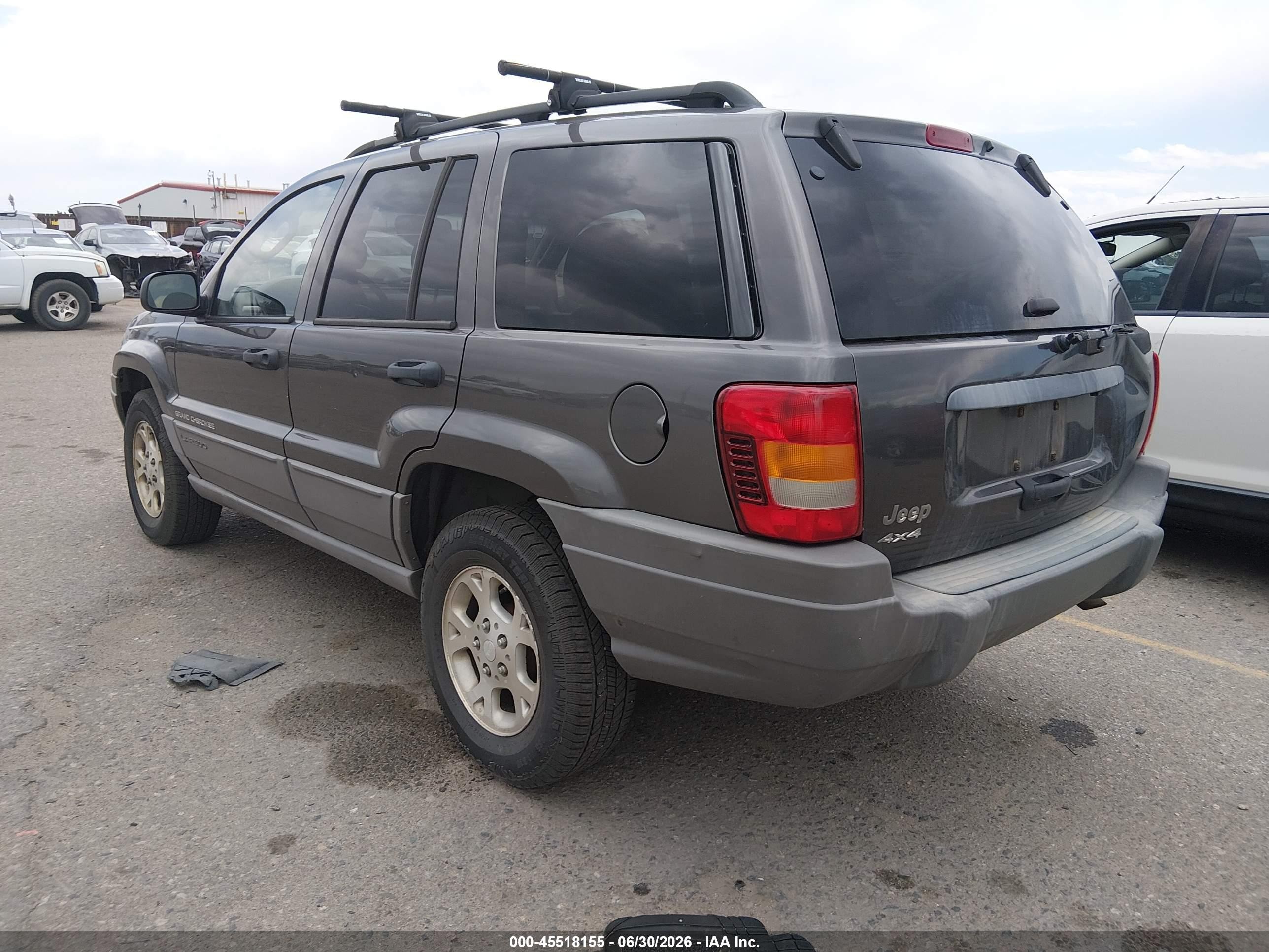 2002 Jeep Grand Cherokee Laredo Gray vin: 1J4GW48S22C285015