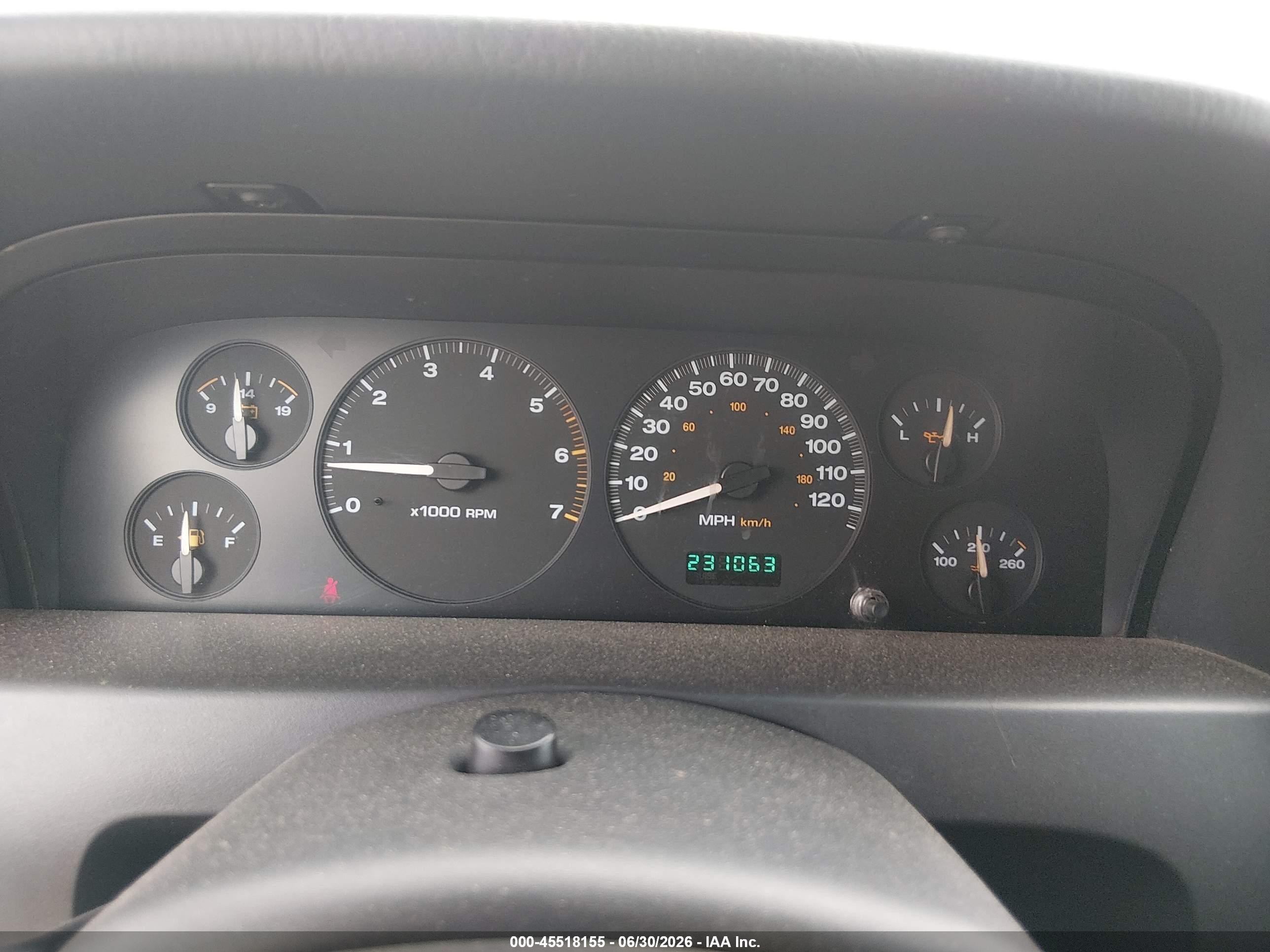 2002 Jeep Grand Cherokee Laredo Gray vin: 1J4GW48S22C285015