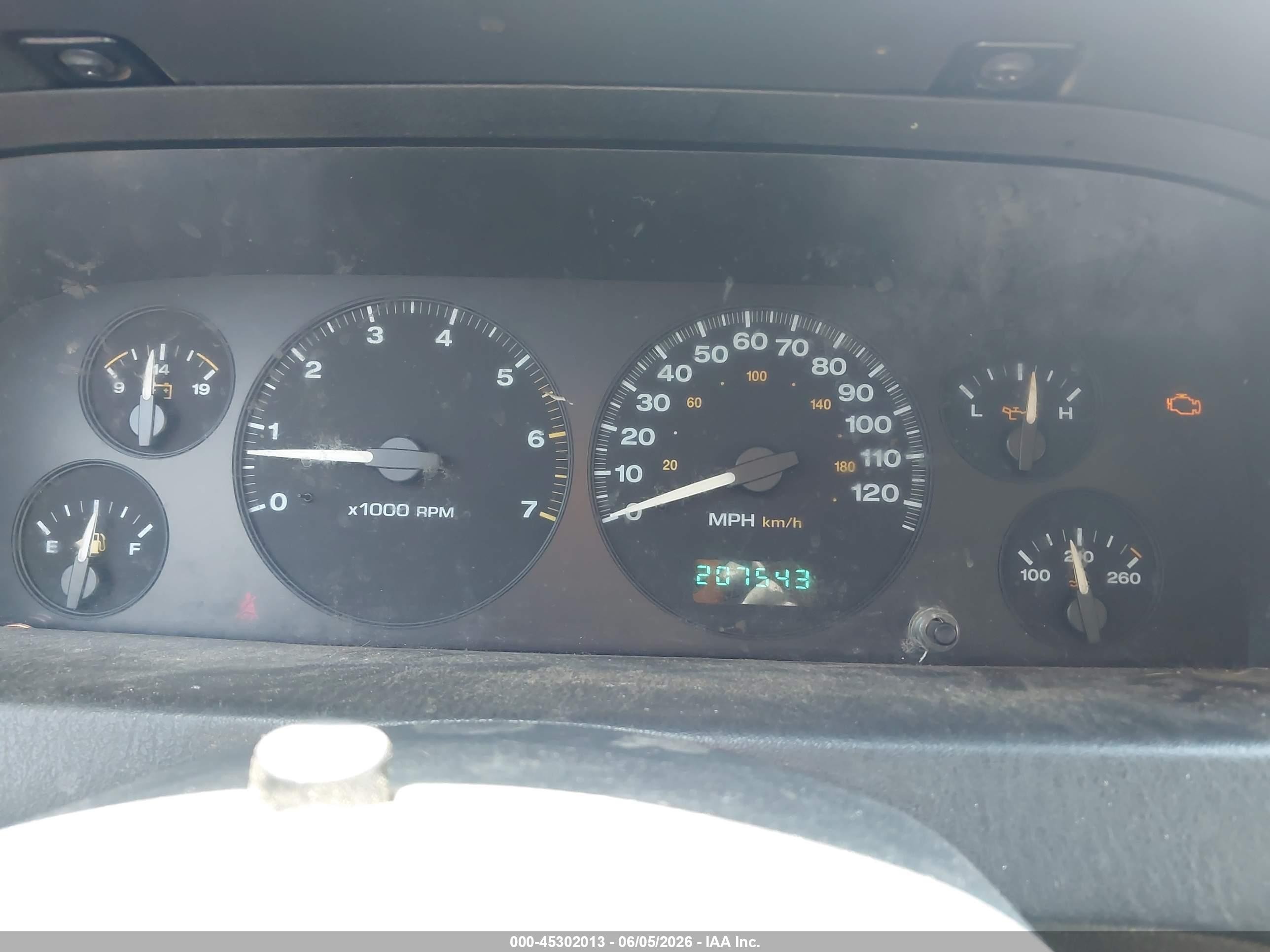 2003 Jeep Grand Cherokee Laredo Бежевый vin: 1J4GW48S23C539582